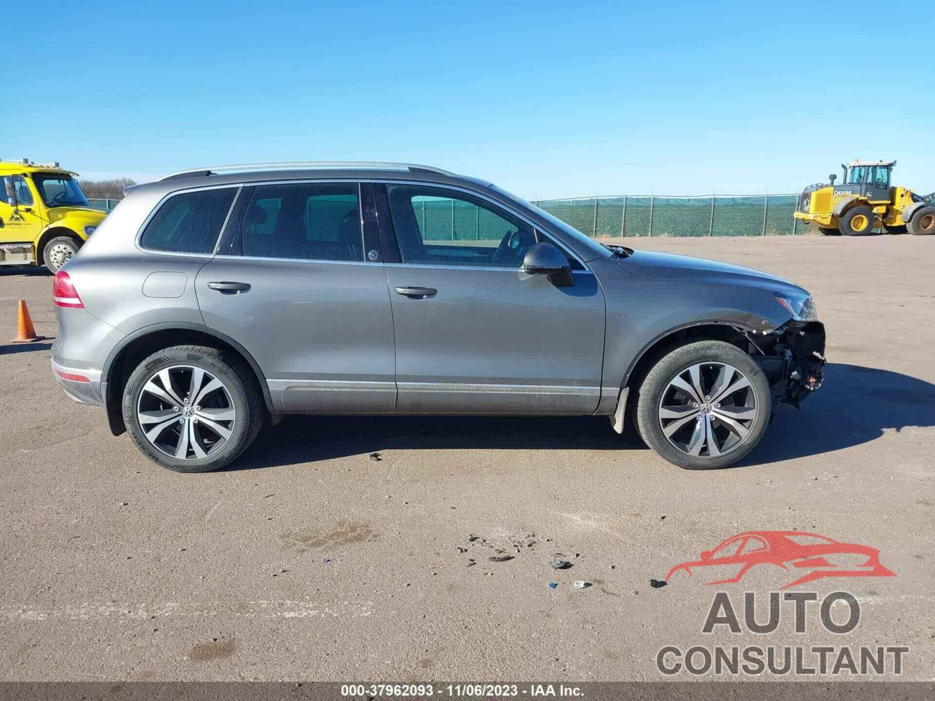 VOLKSWAGEN TOUAREG 2017 - WVGRF7BP2HD005533