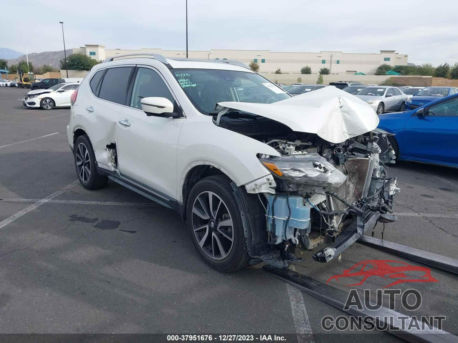 NISSAN ROGUE 2018 - JN8AT2MT4JW464049