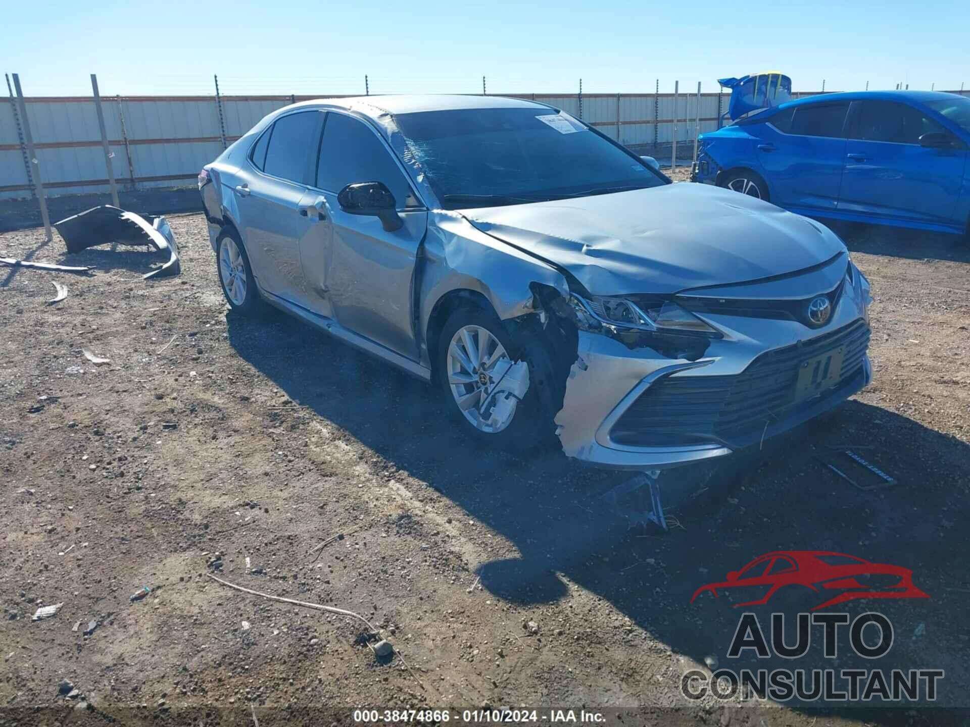 TOYOTA CAMRY 2022 - 4T1C11AK2NU651156