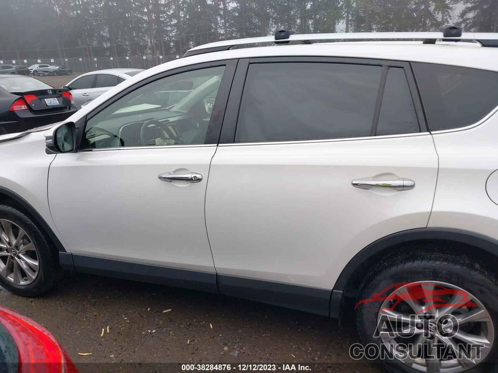 TOYOTA RAV4 2016 - JTMDFREV7GD179066