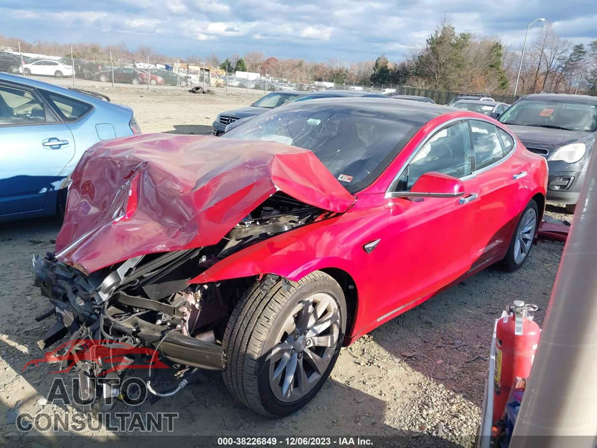 TESLA MODEL S 2020 - 5YJSA1E27LF369403