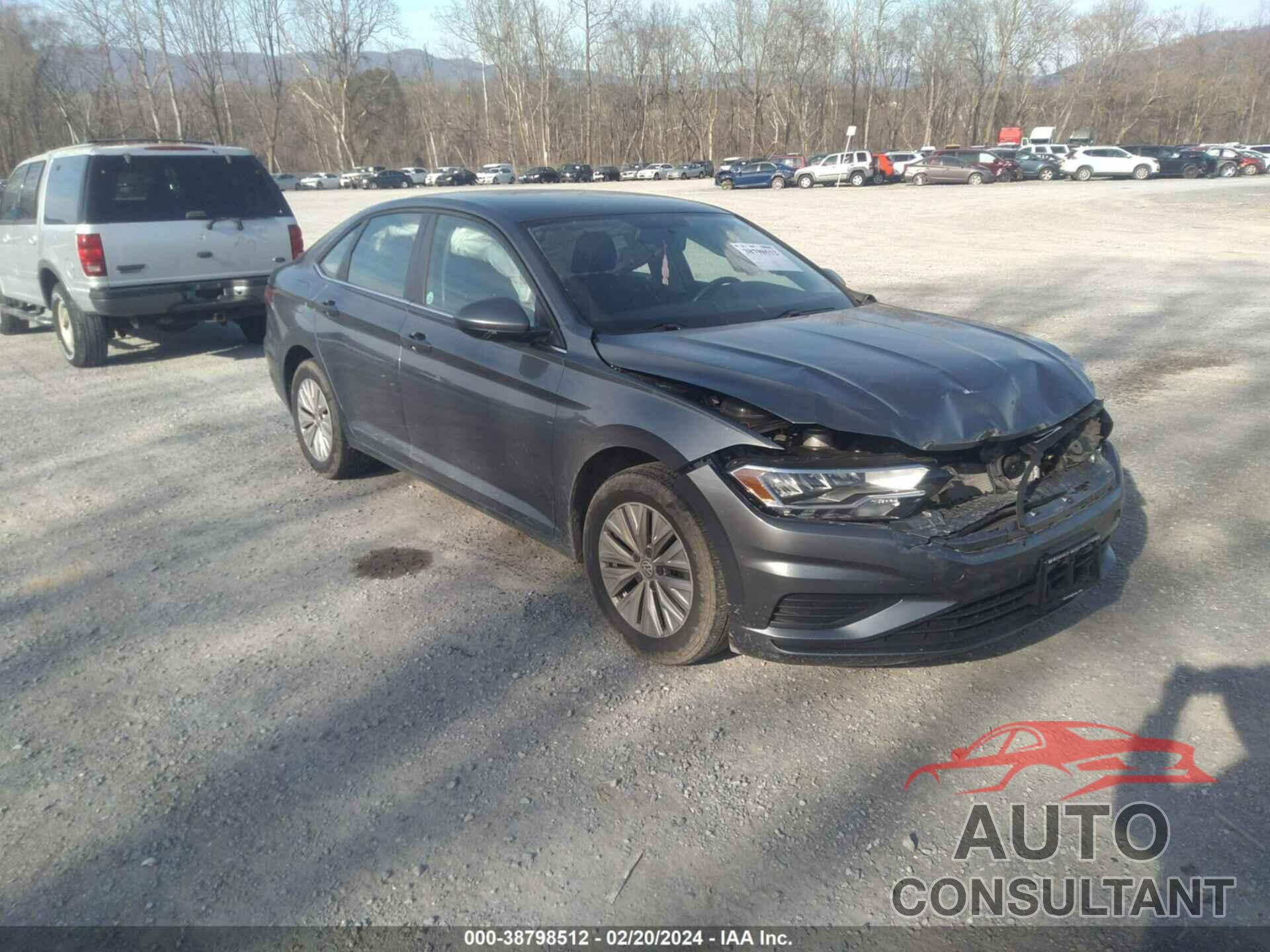 VOLKSWAGEN JETTA 2019 - 3VWC57BUXKM023127