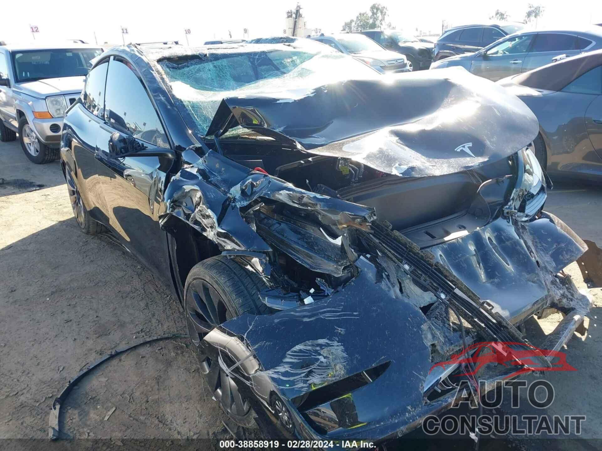 TESLA MODEL Y 2023 - 7SAYGDEF4PF924667