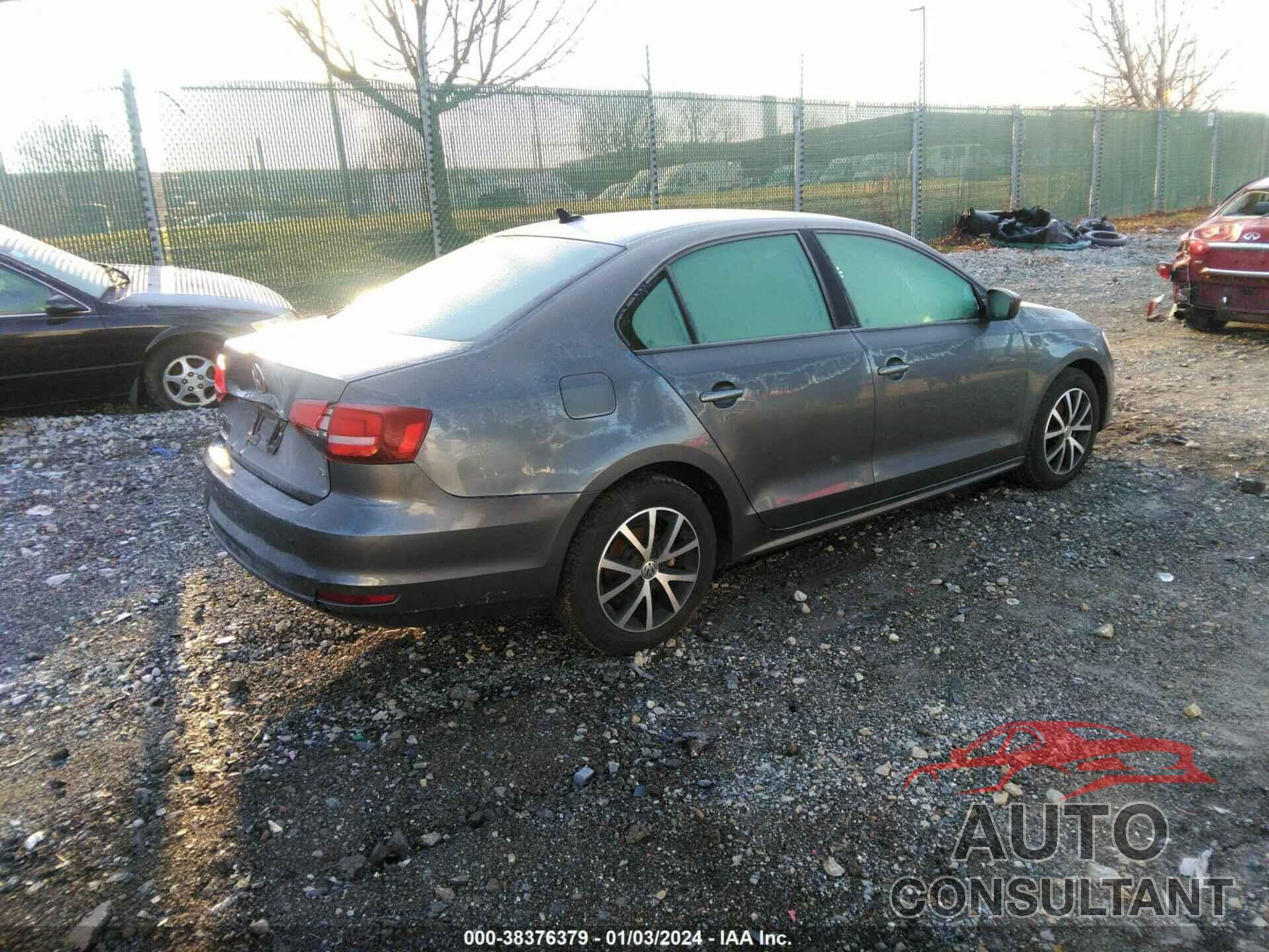 VOLKSWAGEN JETTA 2016 - 3VWD67AJ0GM272018