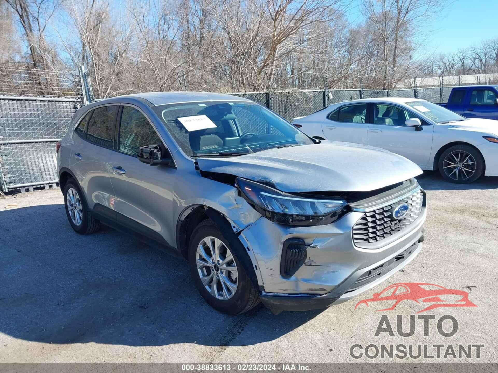 FORD ESCAPE 2023 - 1FMCU0GN0PUA45358