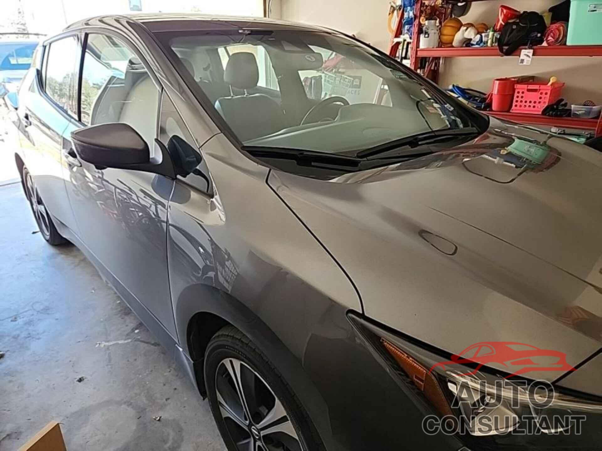 NISSAN LEAF 2022 - 1N4BZ1DV2NC560558