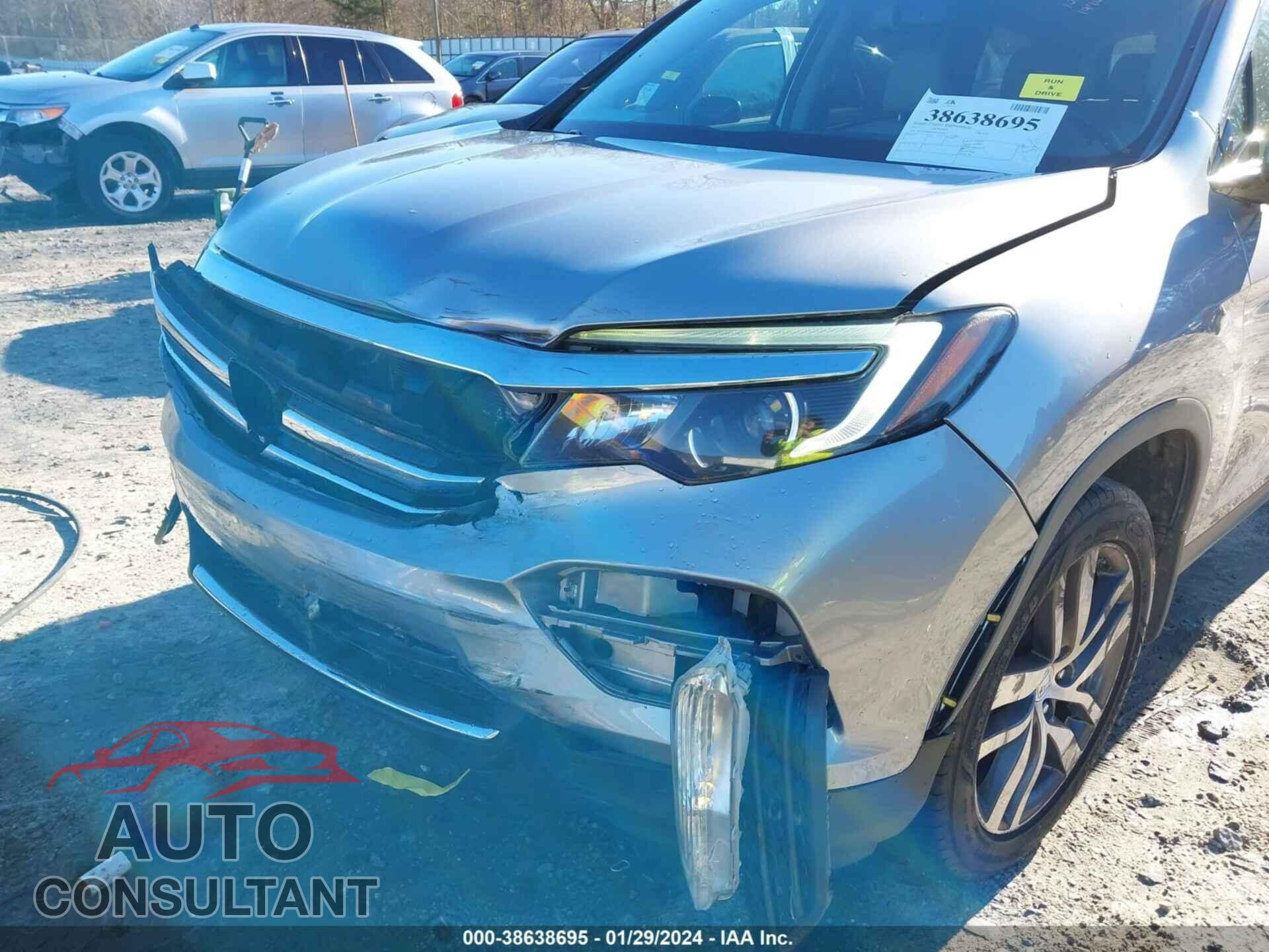 HONDA PILOT 2017 - 5FNYF6H92HB000697
