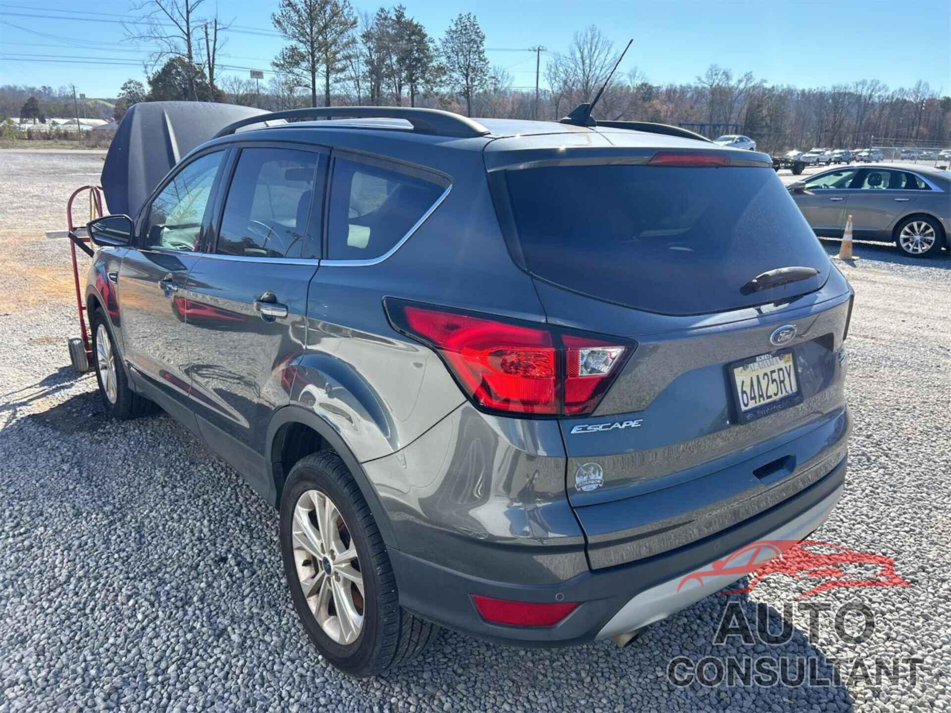 FORD ESCAPE 2019 - 1FMCU9HD9KUA65532
