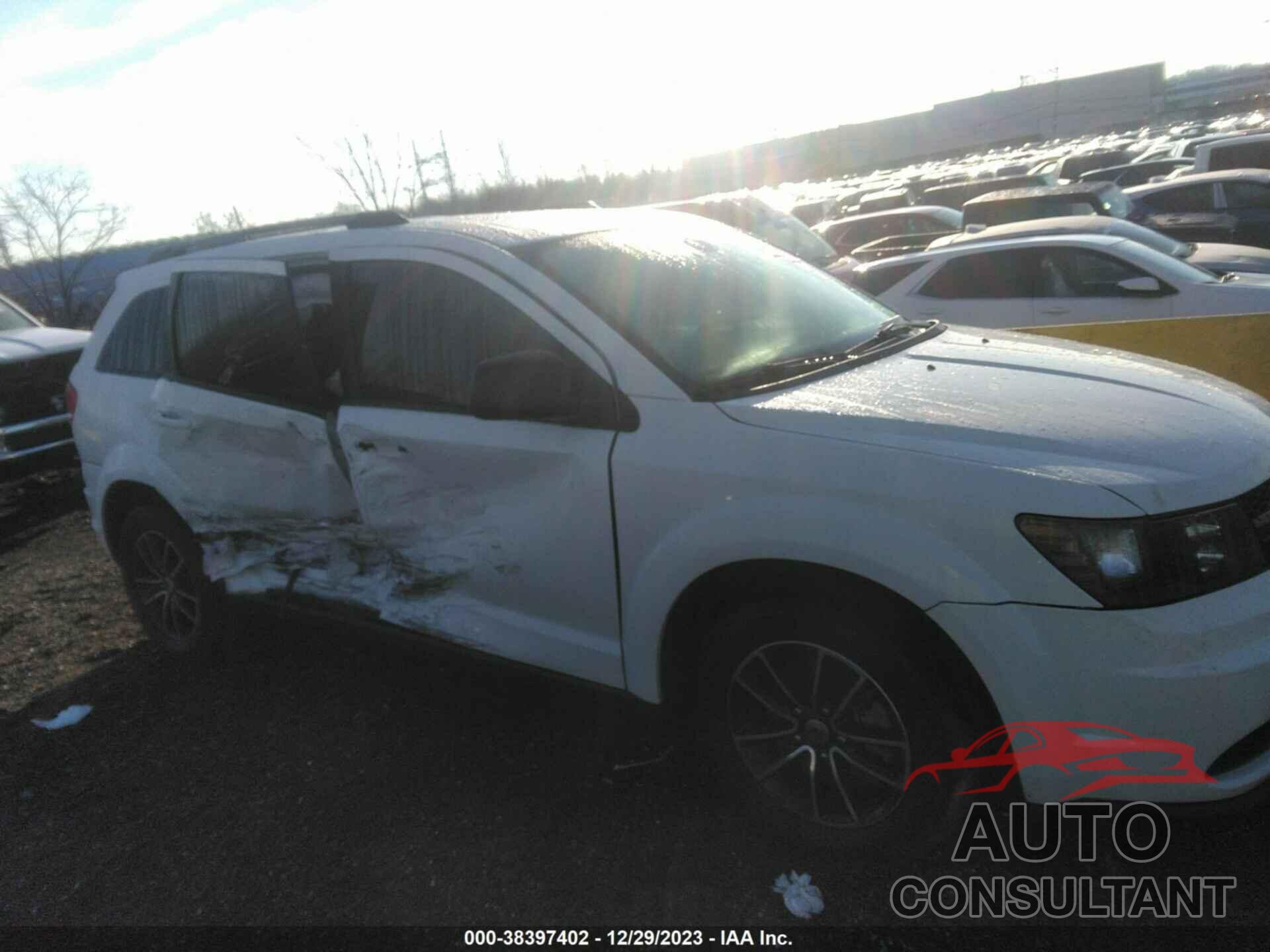 DODGE JOURNEY 2018 - 3C4PDCAB3JT444112
