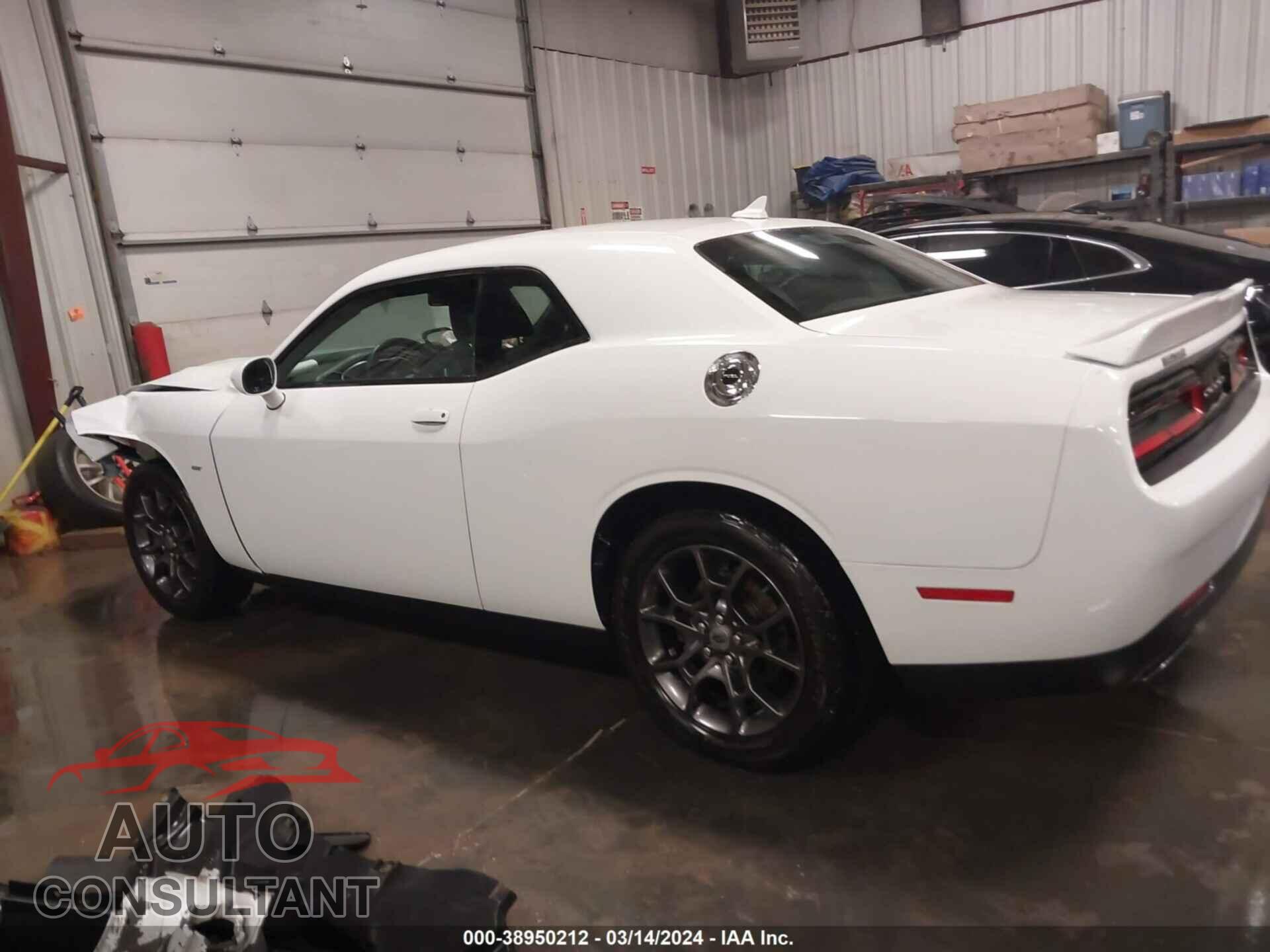 DODGE CHALLENGER 2018 - 2C3CDZGG8JH257076