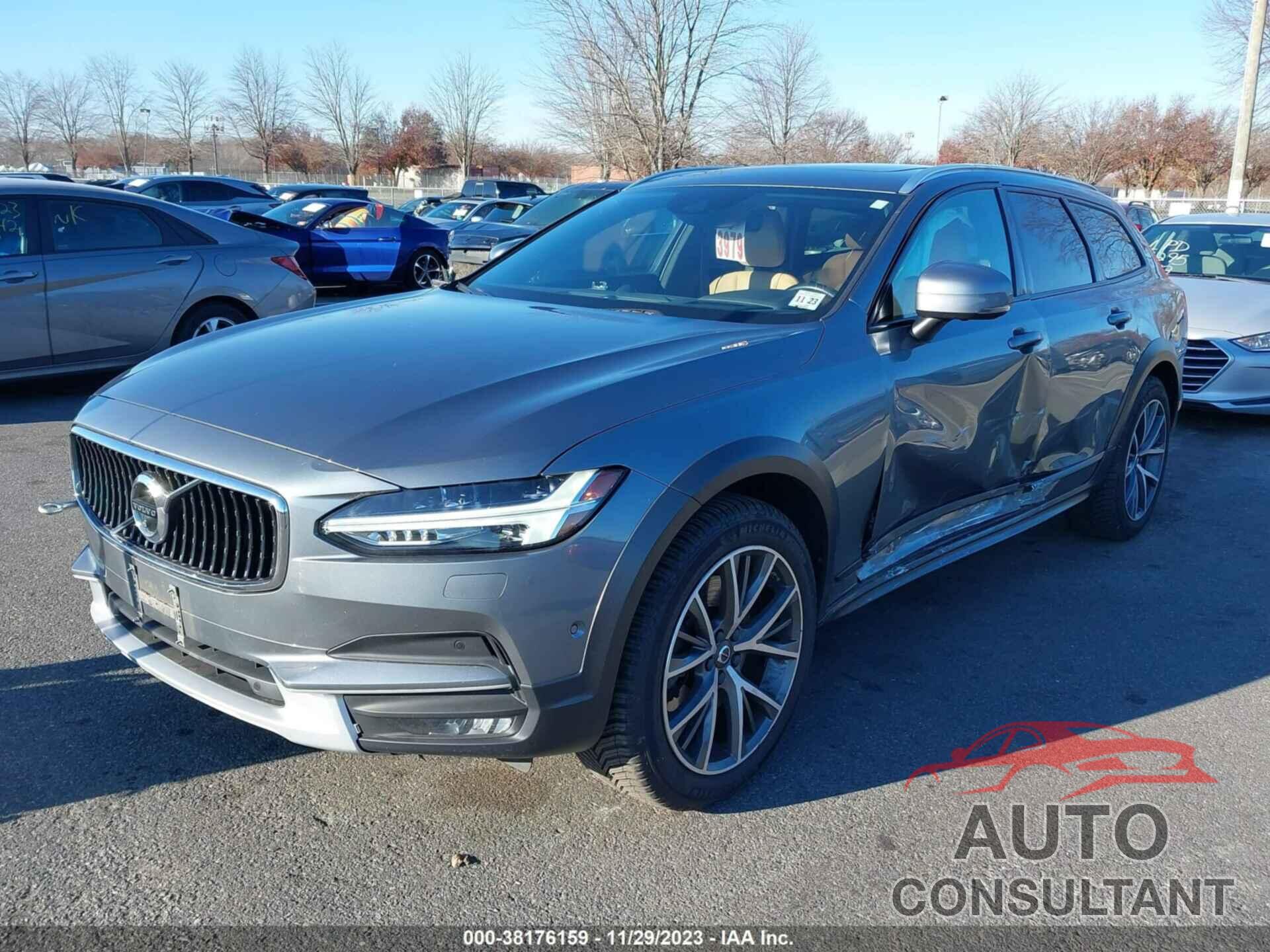 VOLVO V90 CROSS COUNTRY 2018 - YV4A22NL0J1024885