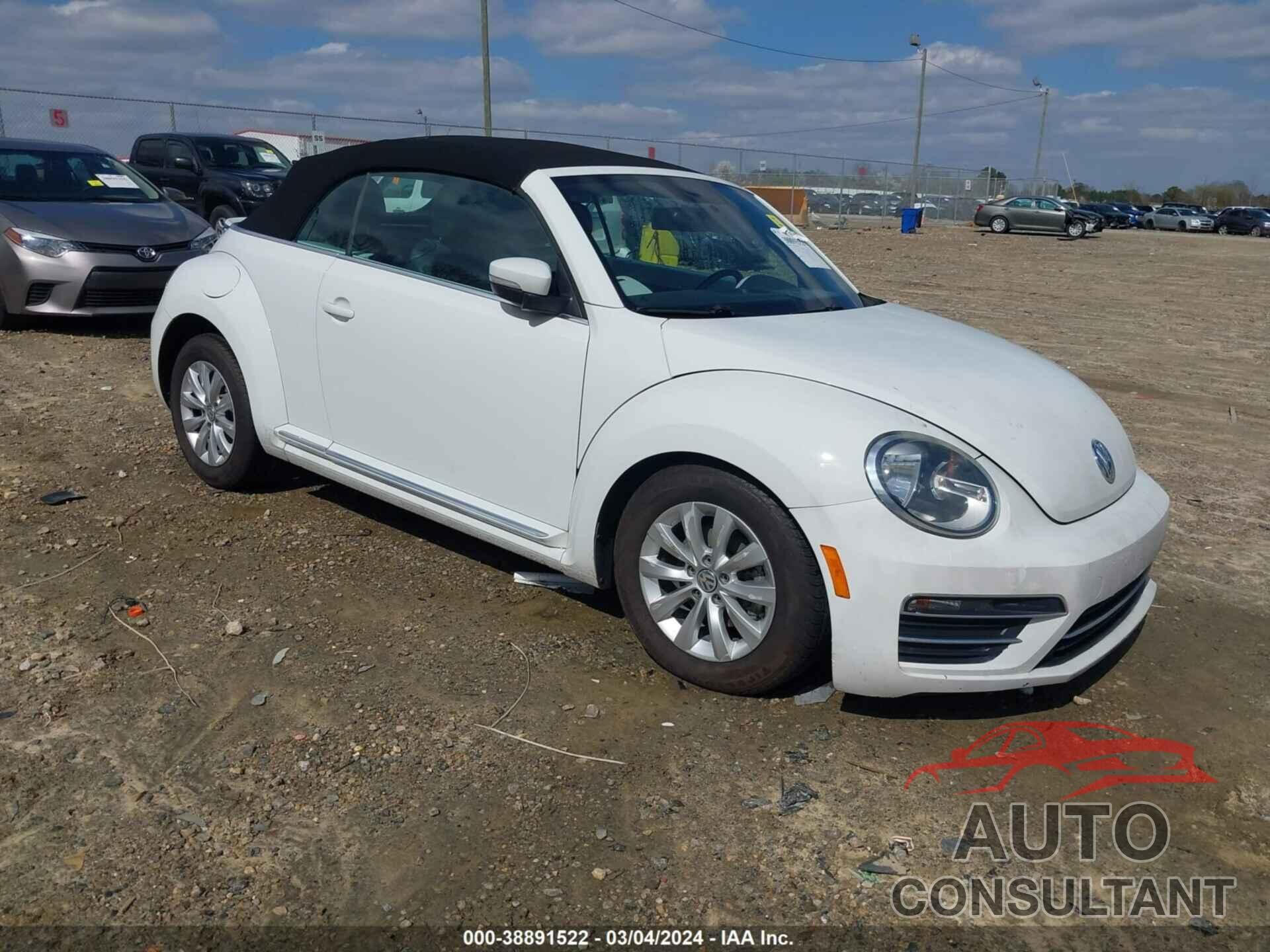 VOLKSWAGEN BEETLE 2018 - 3VW5DAAT8JM507054