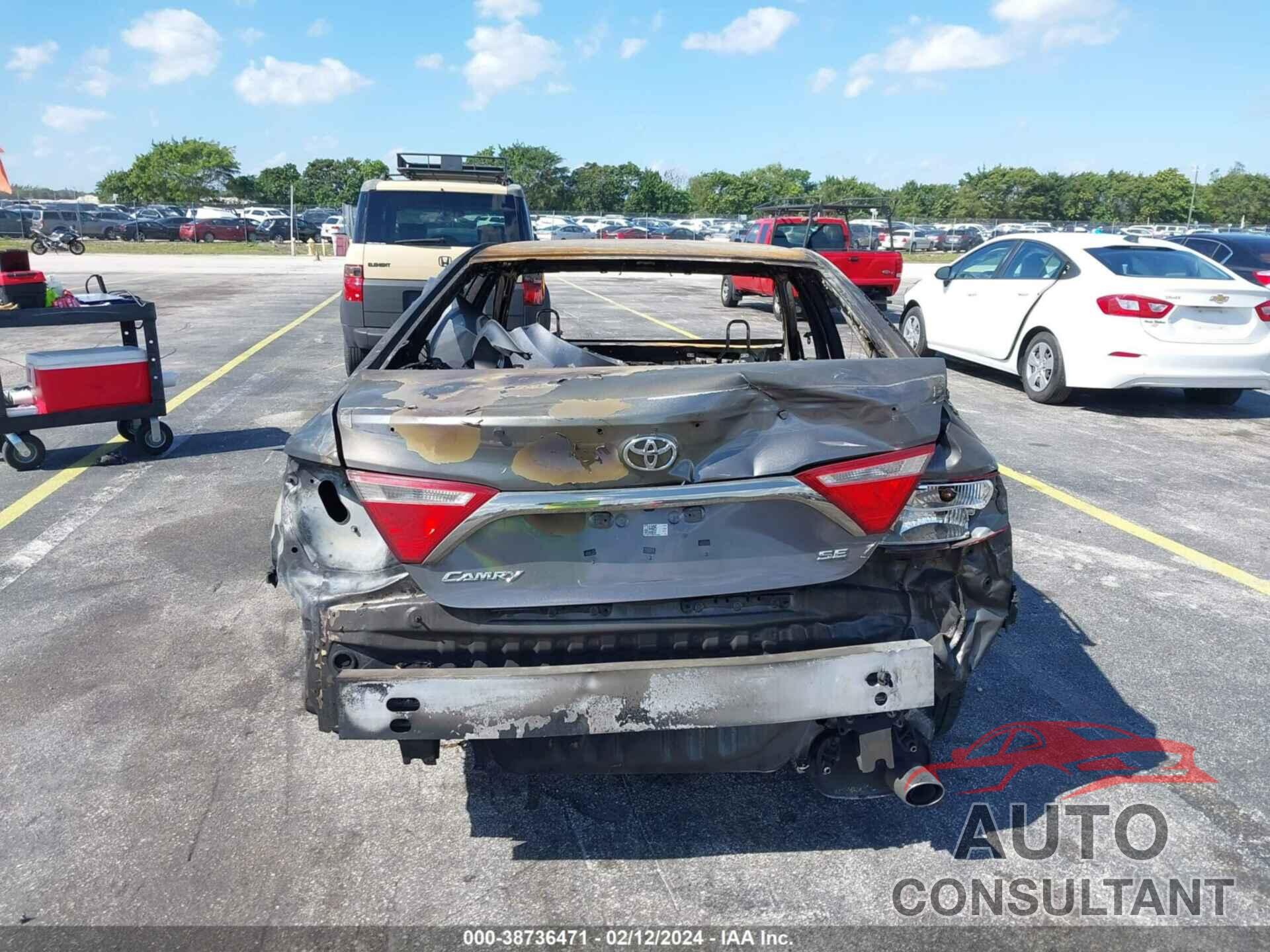 TOYOTA CAMRY 2016 - 4T1BF1FK2GU124405