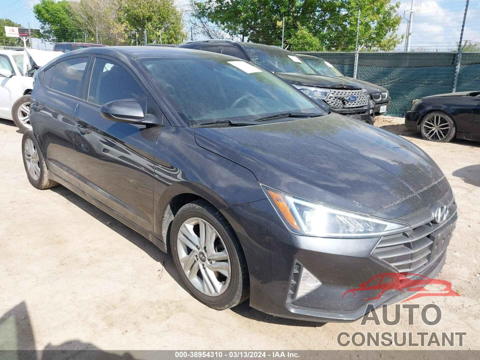 HYUNDAI ELANTRA 2020 - 5NPD84LF3LH581566