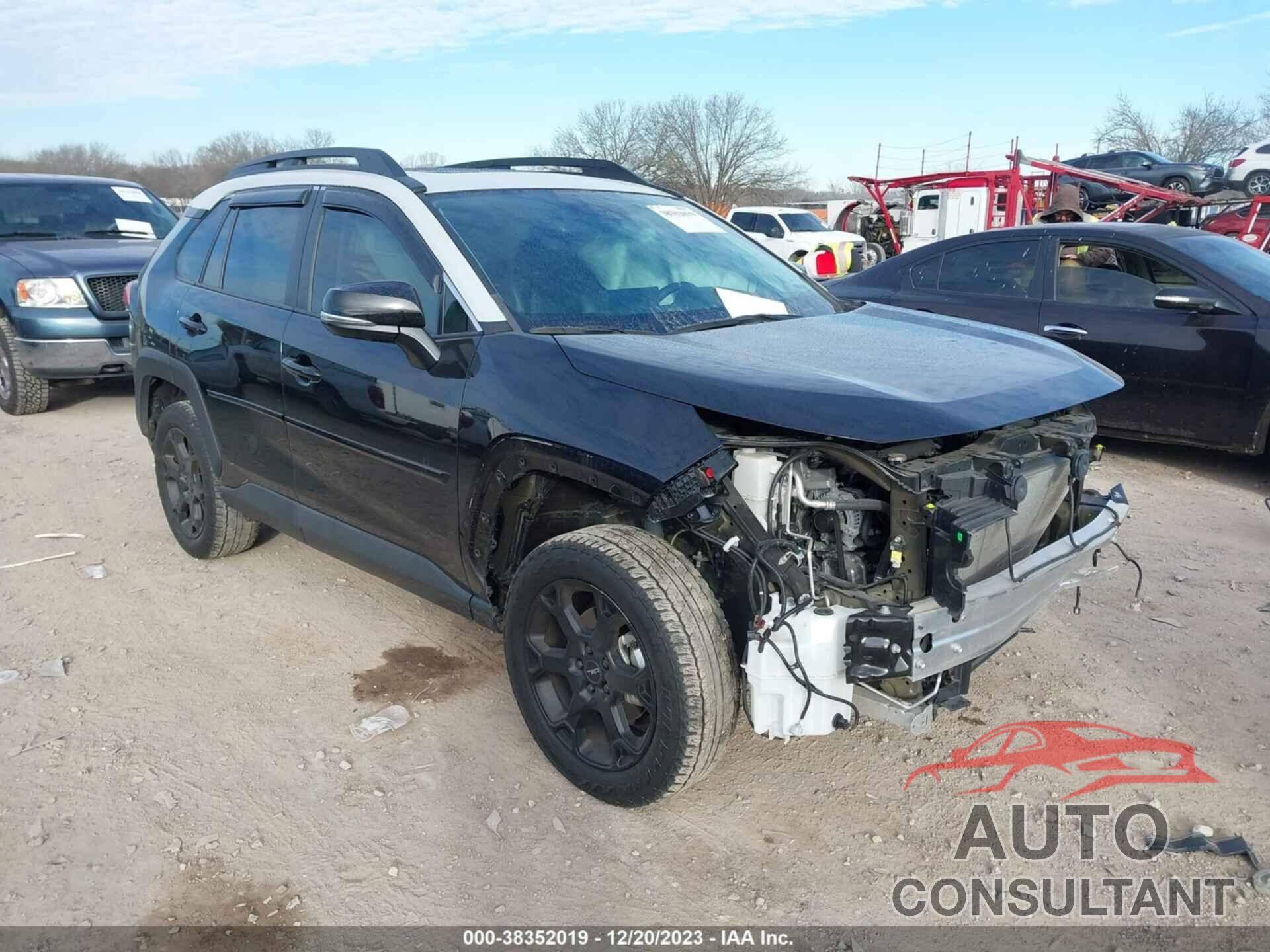 TOYOTA RAV4 2020 - 2T3J1RFV5LC065484