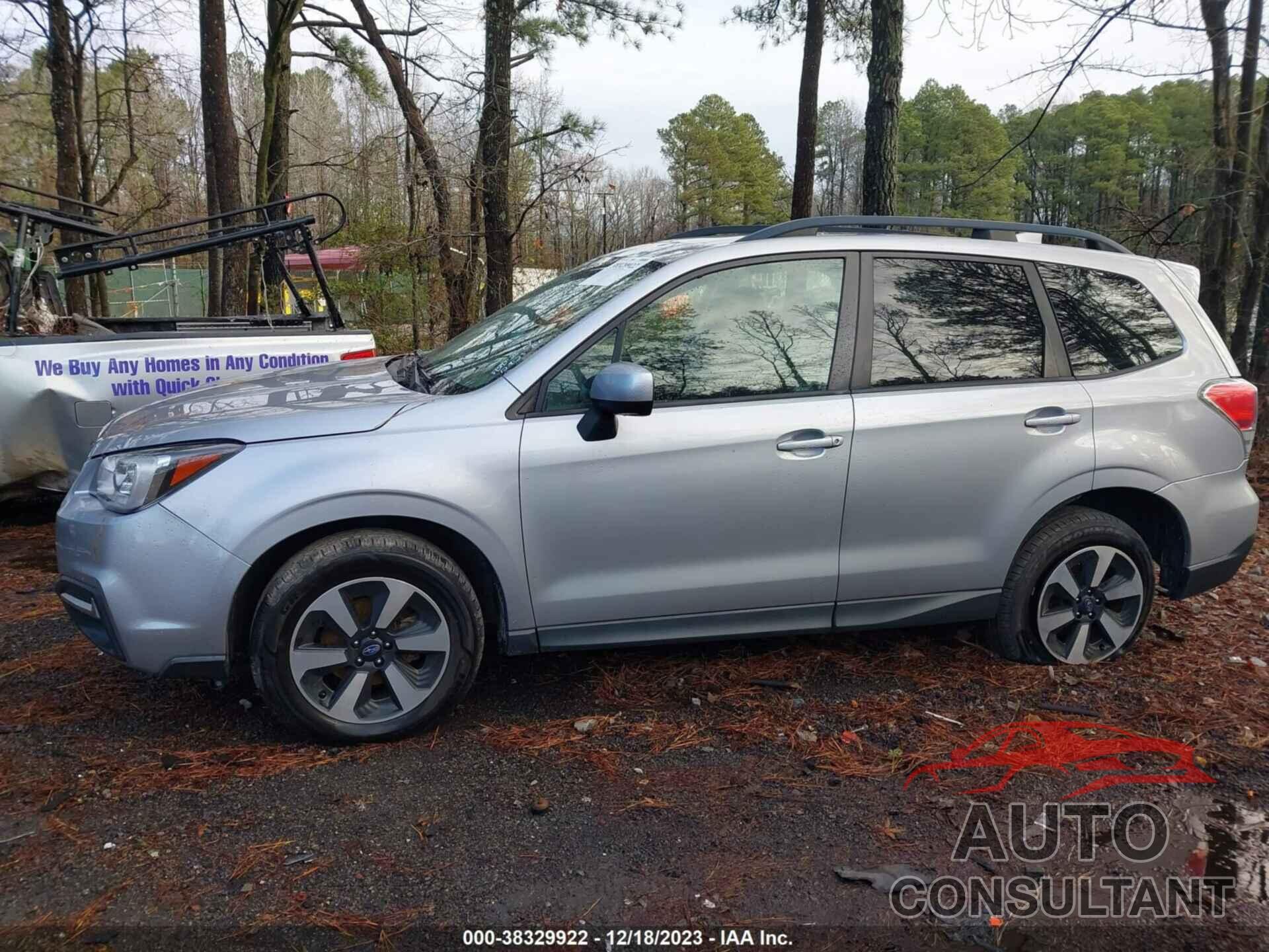 SUBARU FORESTER 2018 - JF2SJAEC7JH617849