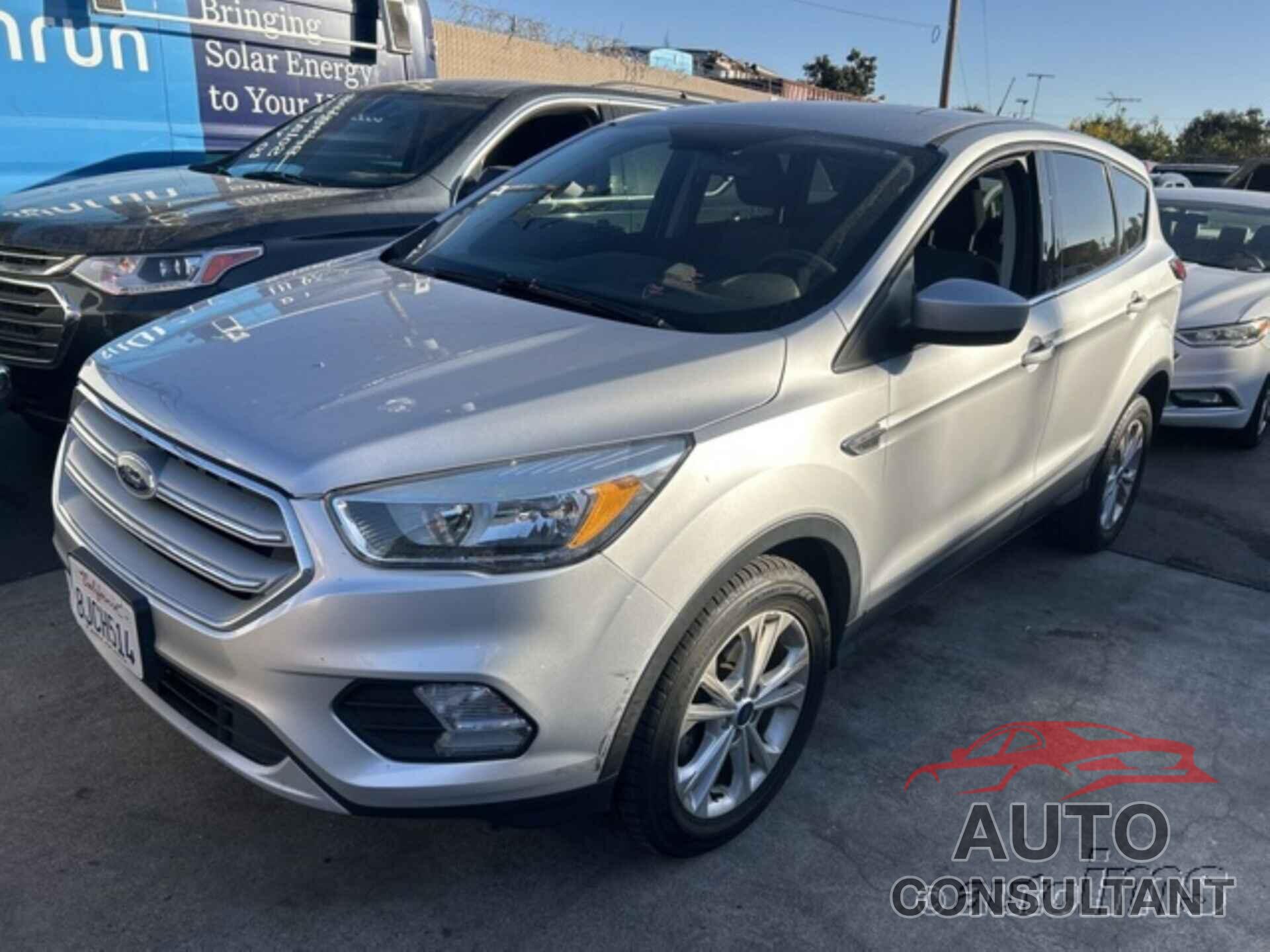 FORD ESCAPE 2019 - 1FMCU0GD3KUB33434