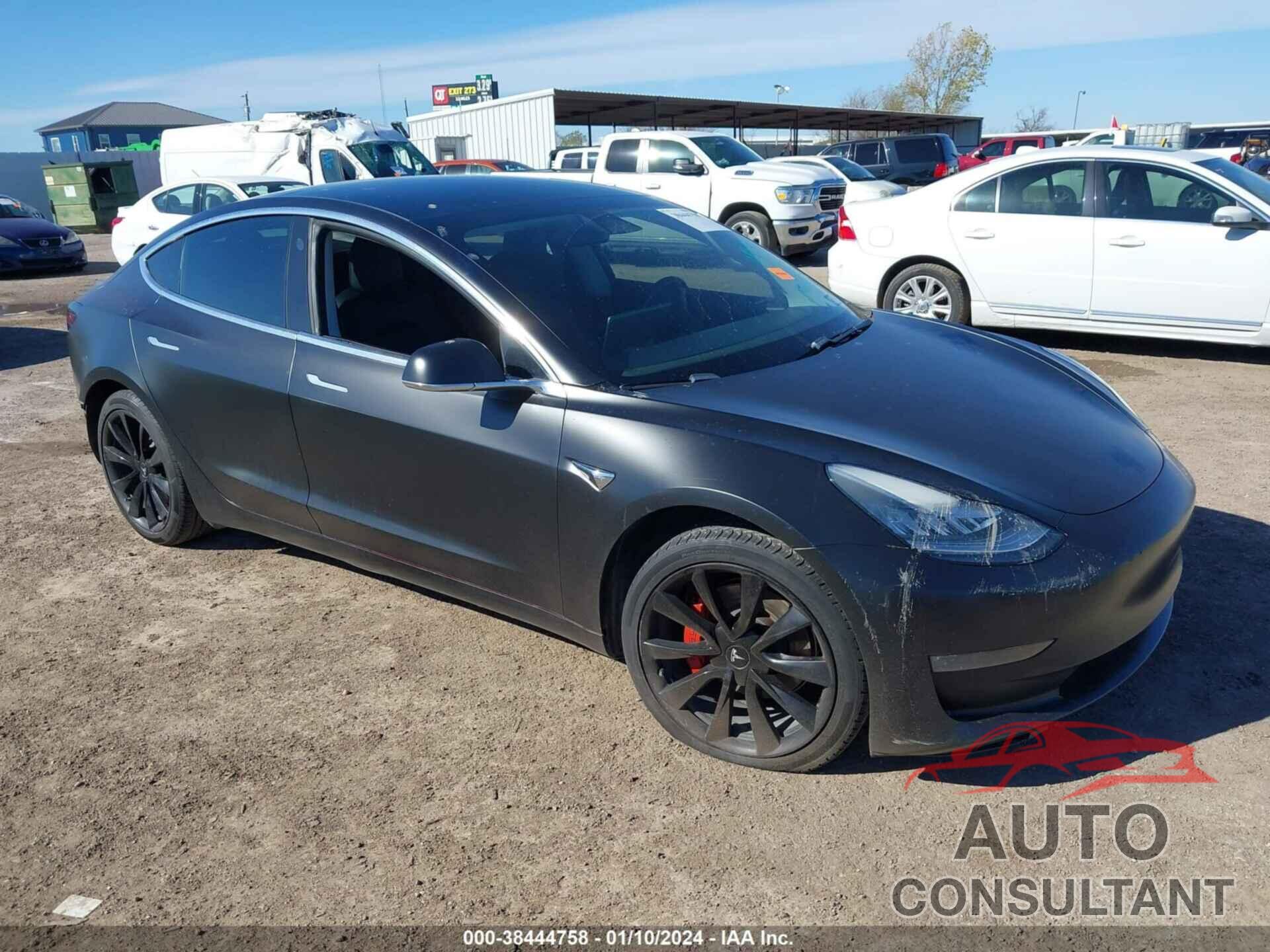 TESLA MODEL 3 2019 - 5YJ3E1EA8KF352320