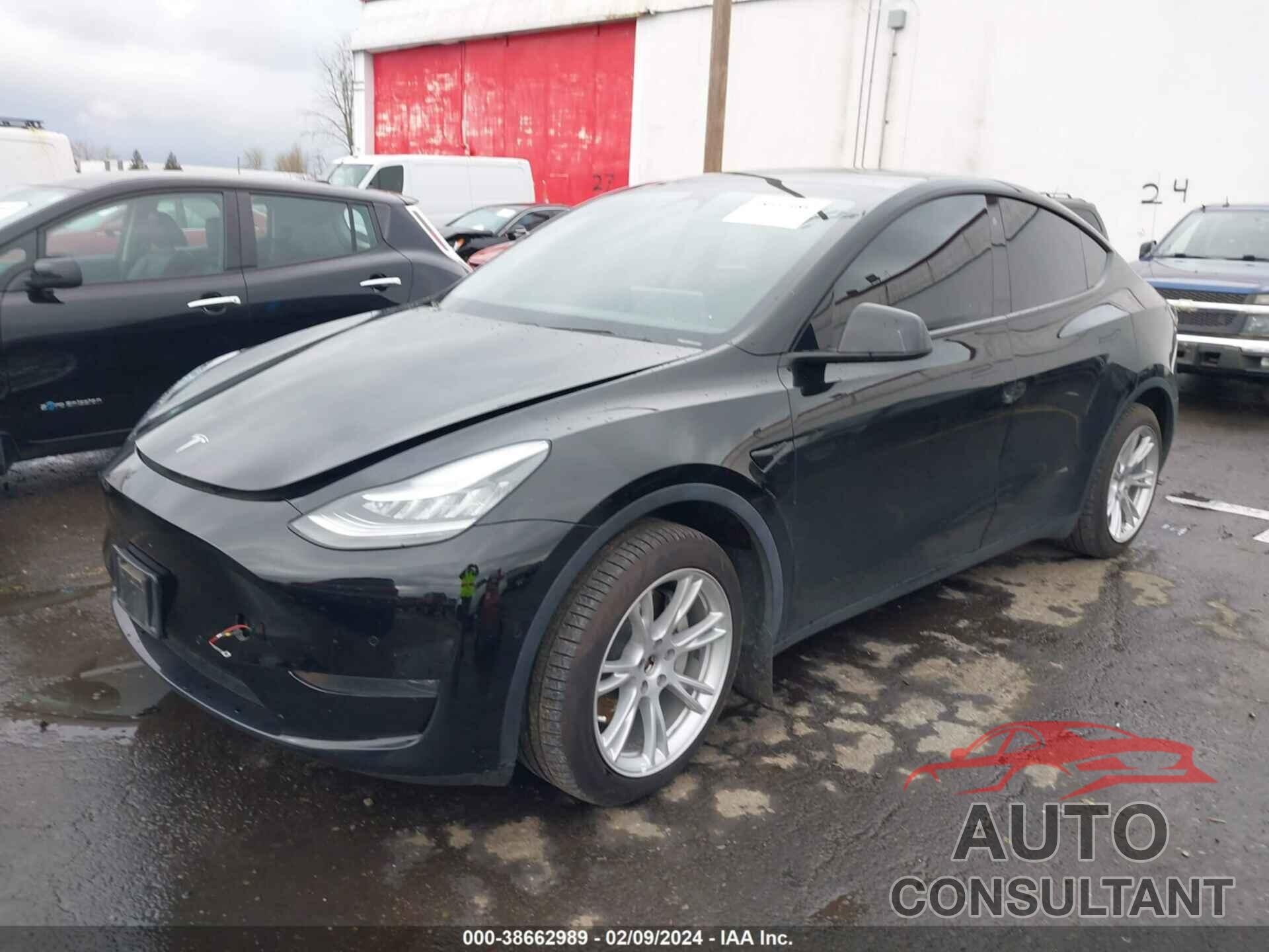 TESLA MODEL Y 2020 - 5YJYGDEE4LF017559