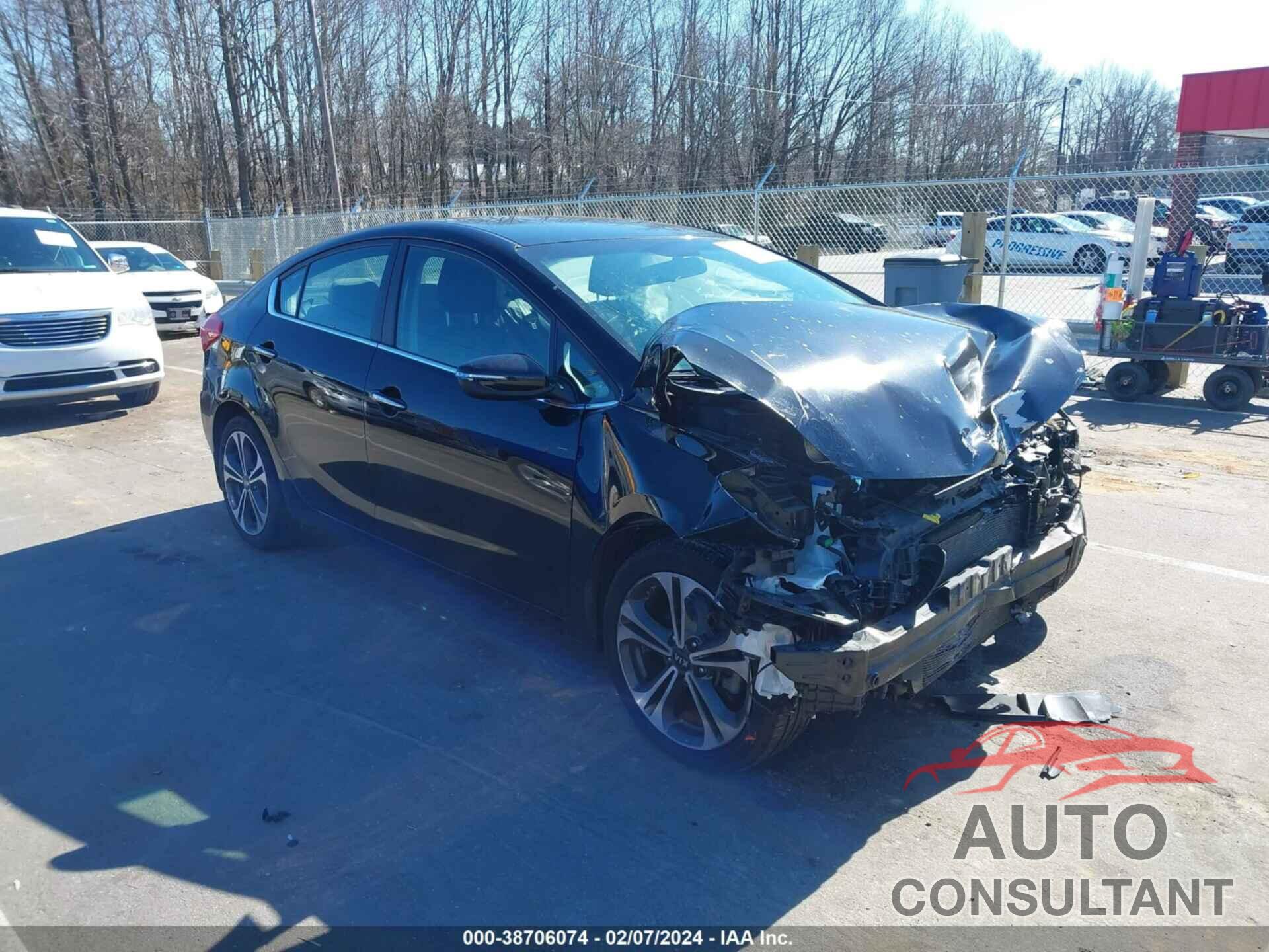 KIA FORTE 2016 - KNAFX4A8XG5447446