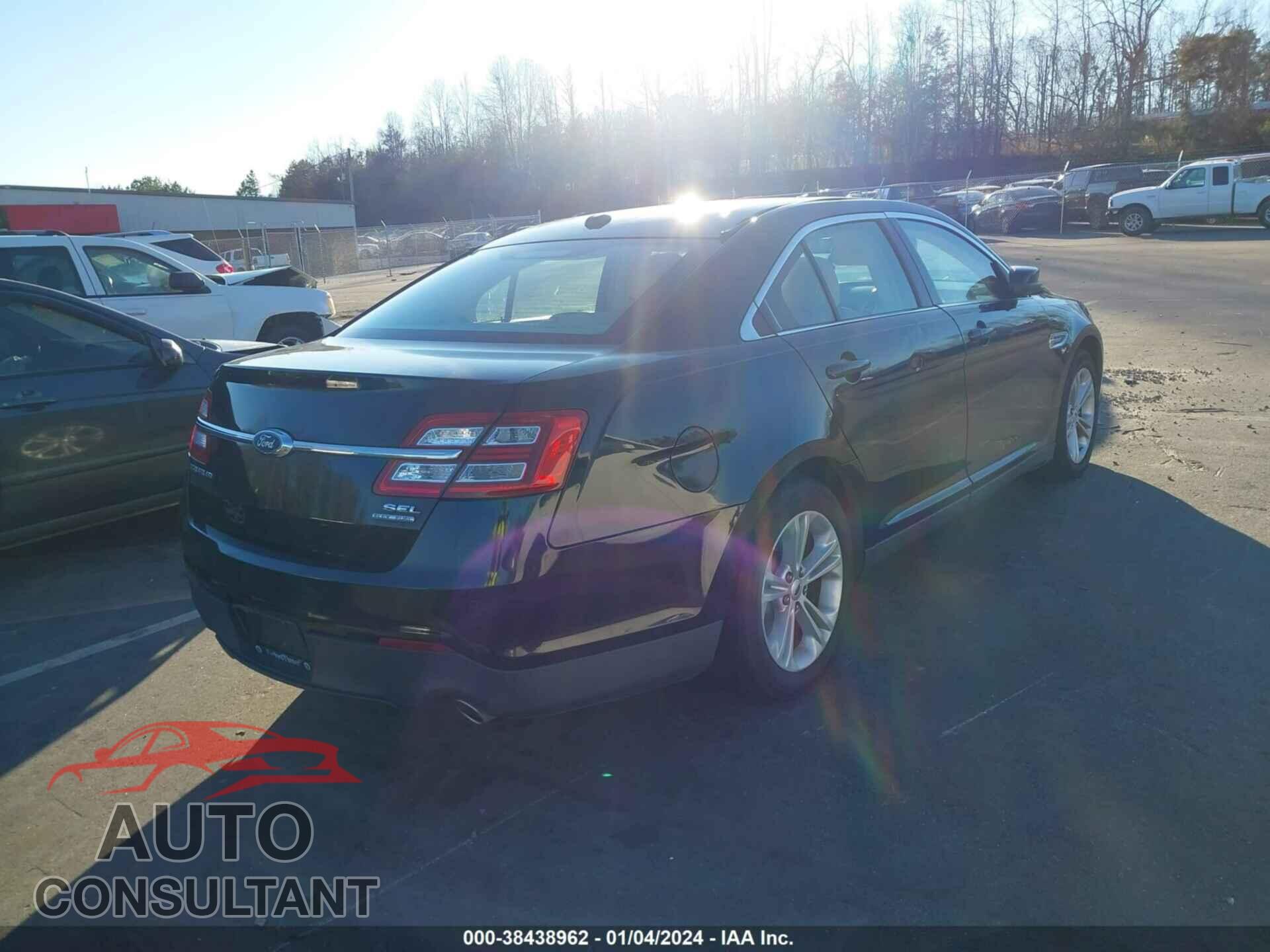 FORD TAURUS 2016 - 1FAHP2E80GG129694