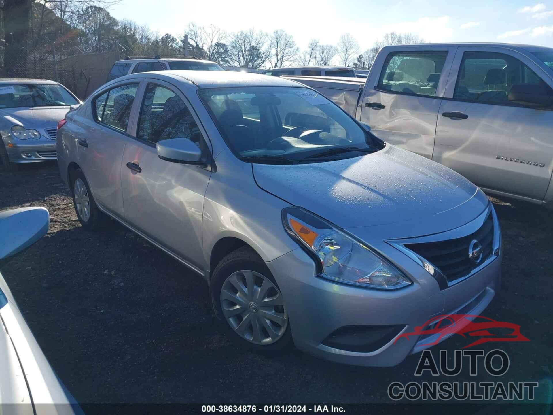 NISSAN VERSA 2018 - 3N1CN7AP9JL834097