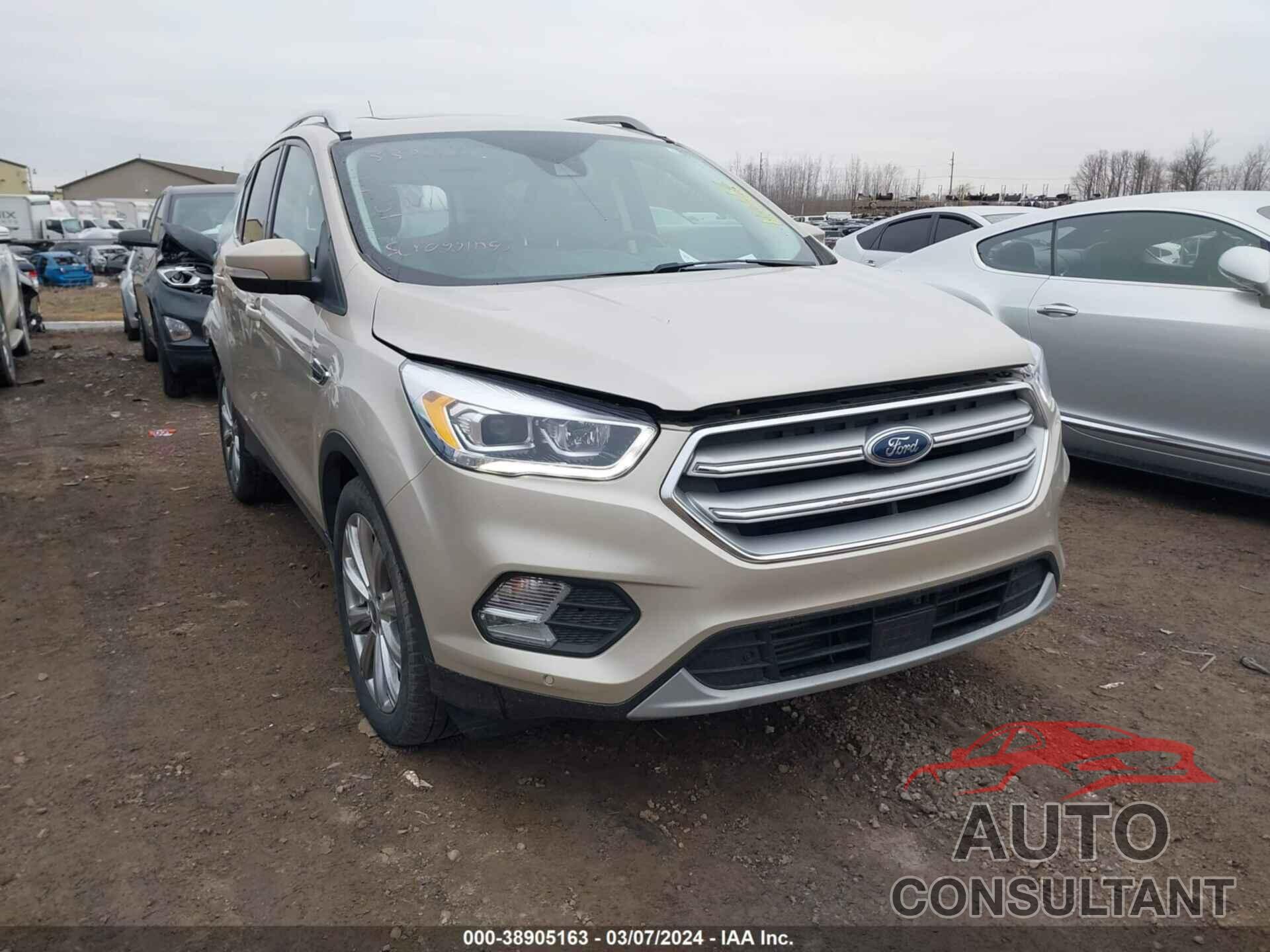 FORD ESCAPE 2018 - 1FMCU9J91JUD18931