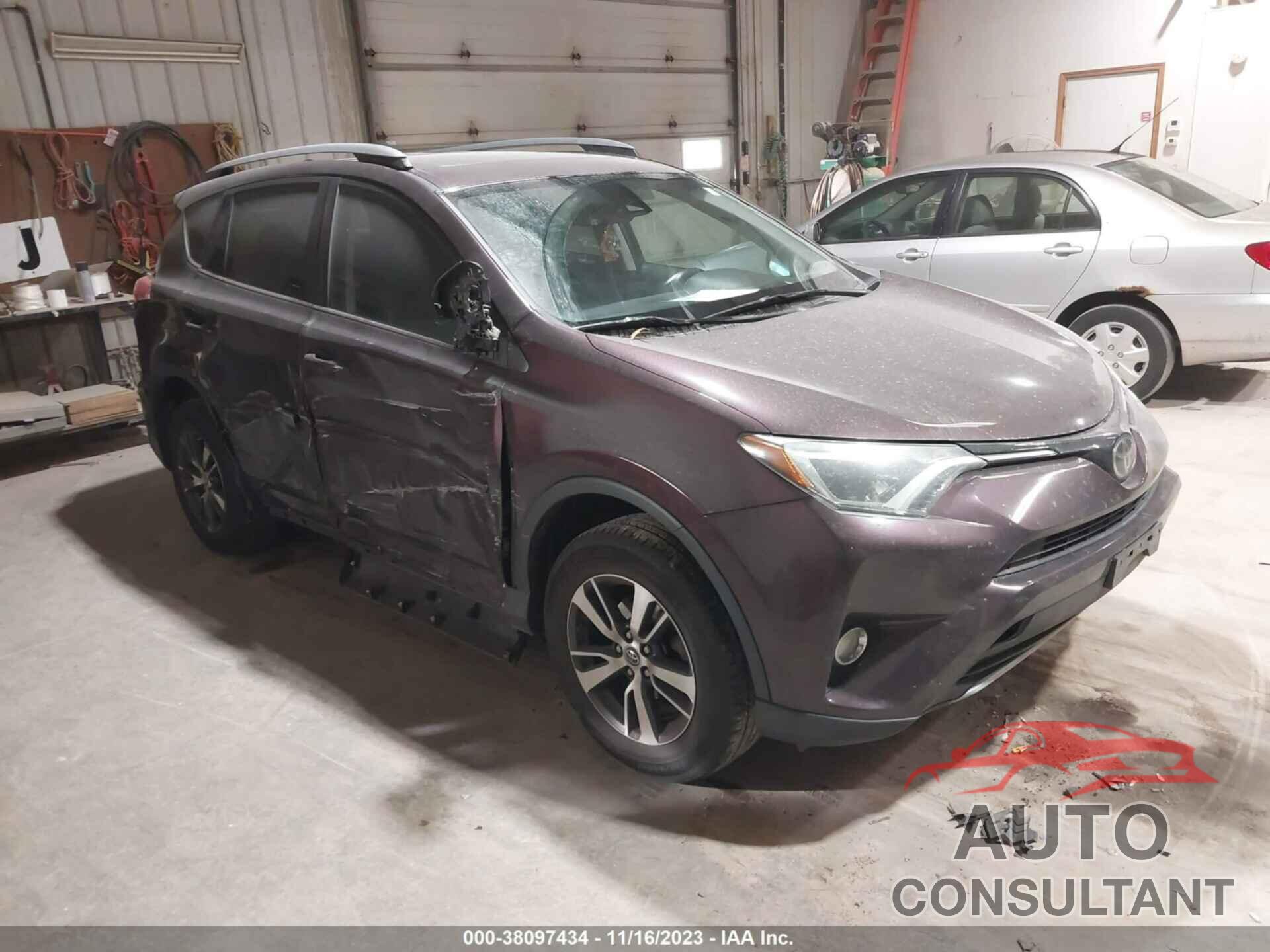 TOYOTA RAV4 2017 - 2T3RFREV6HW665605