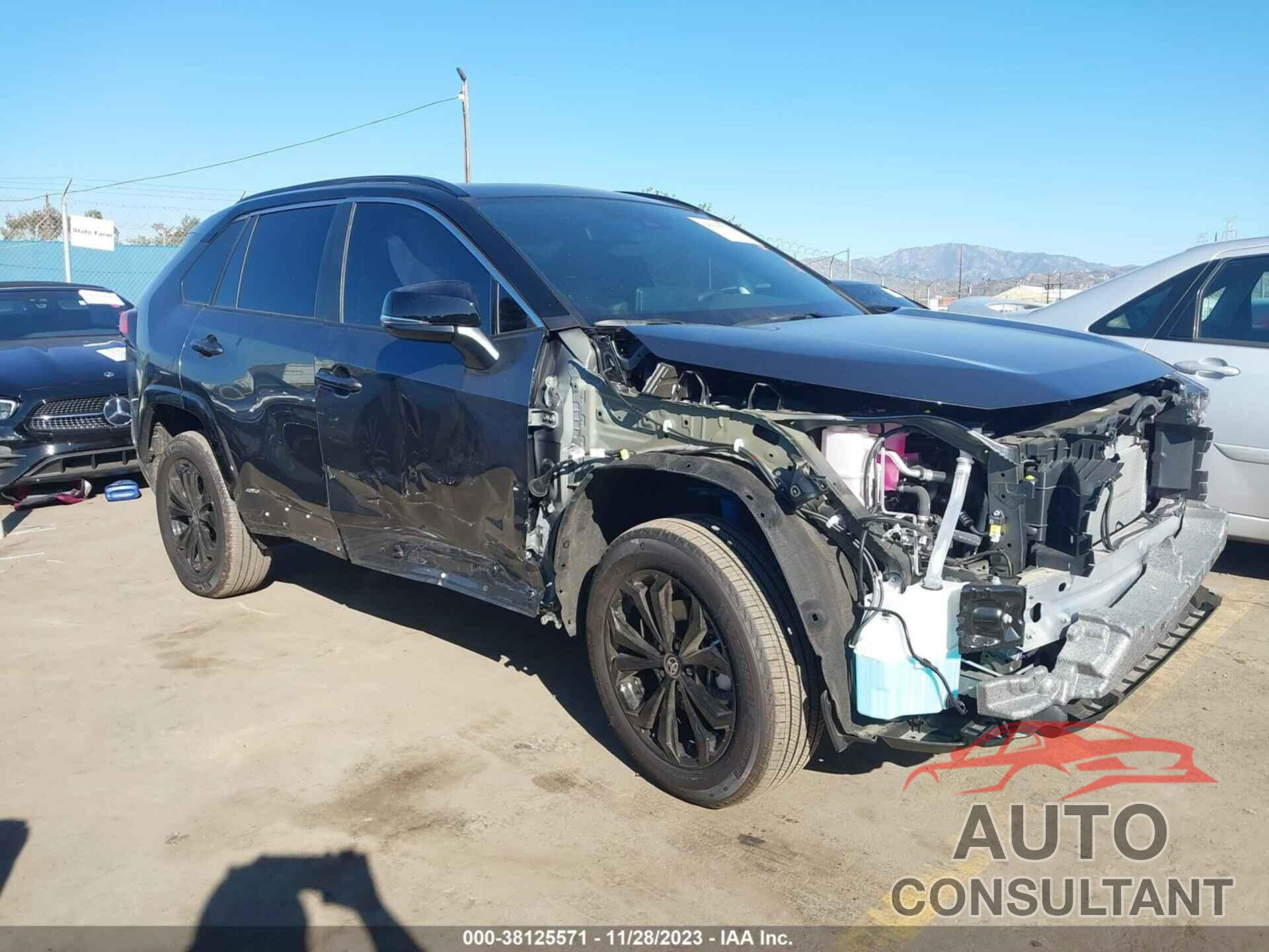 TOYOTA RAV4 2023 - 2T3E6RFV0PW042136