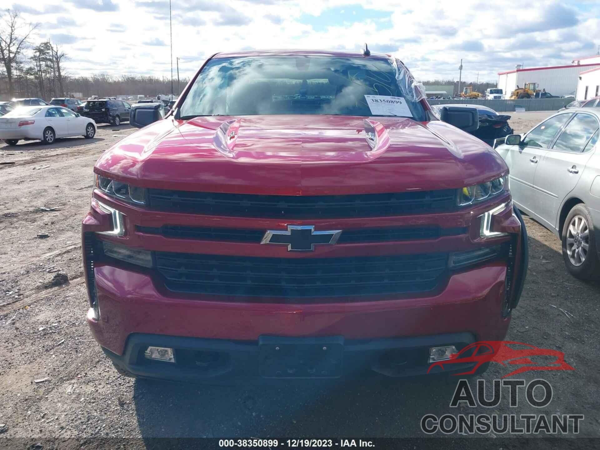 CHEVROLET SILVERADO 1500 2021 - 1GCUYEEL6MZ442650