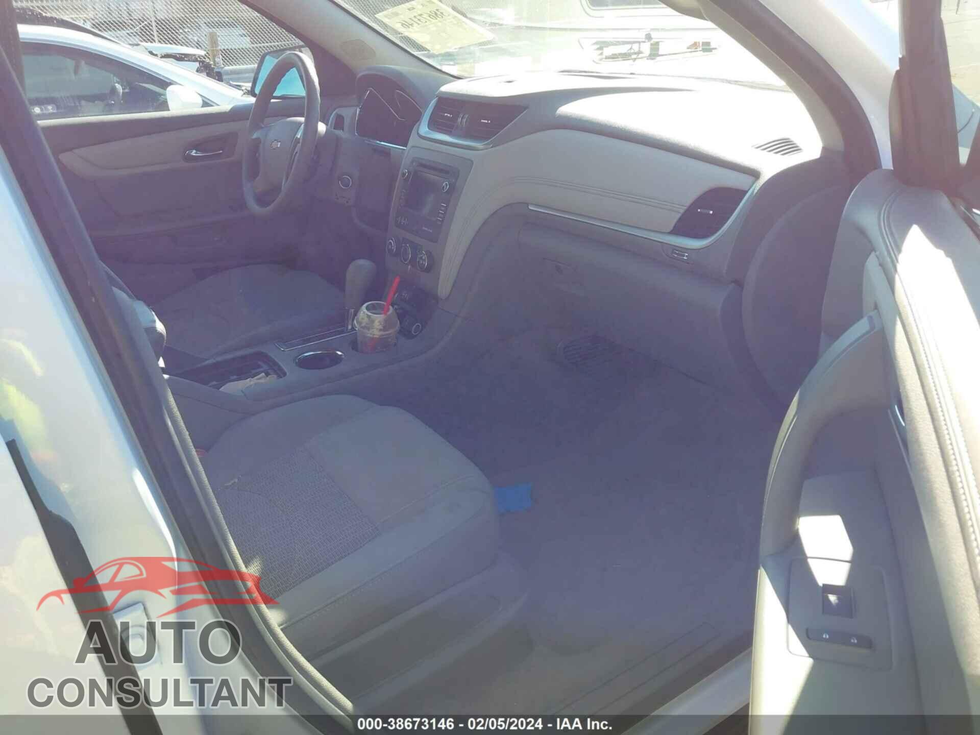 CHEVROLET TRAVERSE 2017 - 1GNKRFED2HJ295578