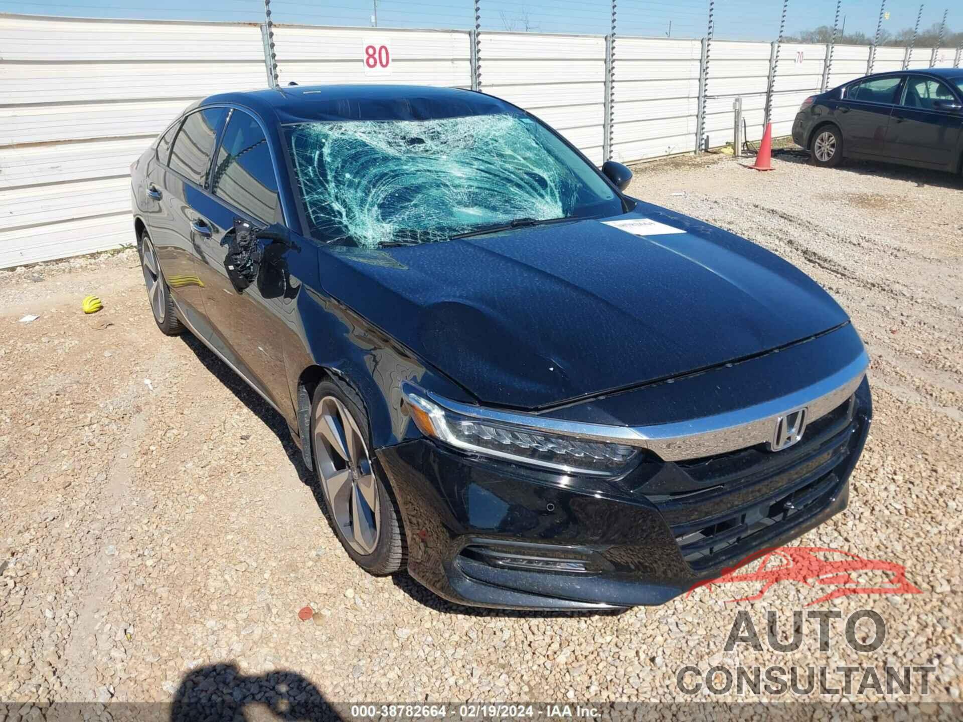 HONDA ACCORD 2018 - 1HGCV2F93JA000913