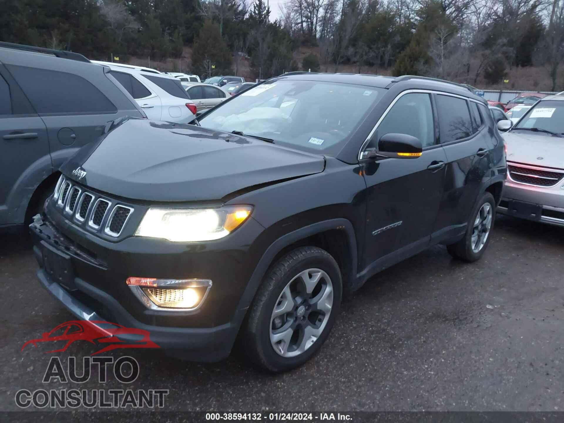 JEEP COMPASS 2018 - 3C4NJDCB8JT334174