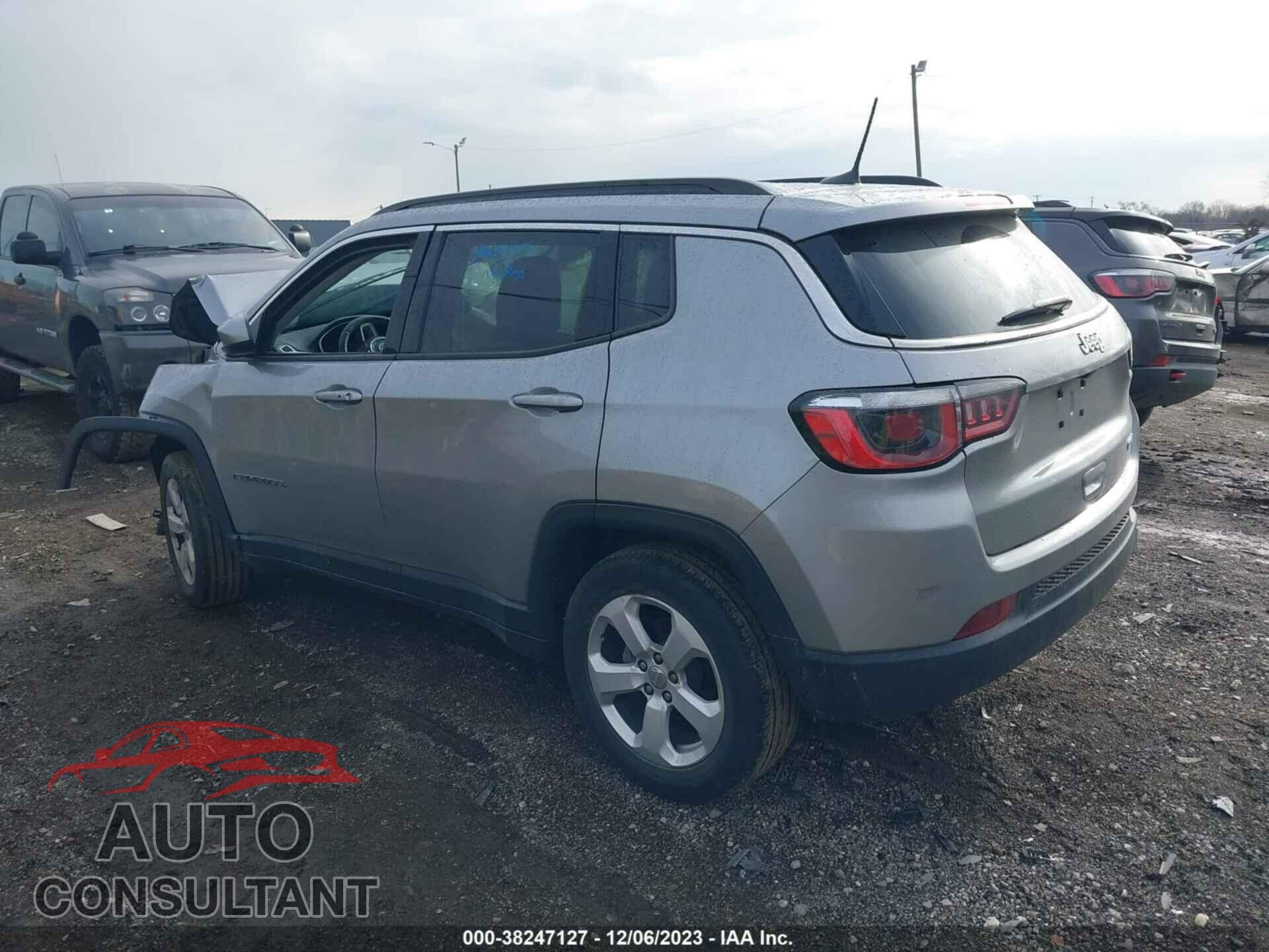 JEEP COMPASS 2018 - 3C4NJCBBXJT186475