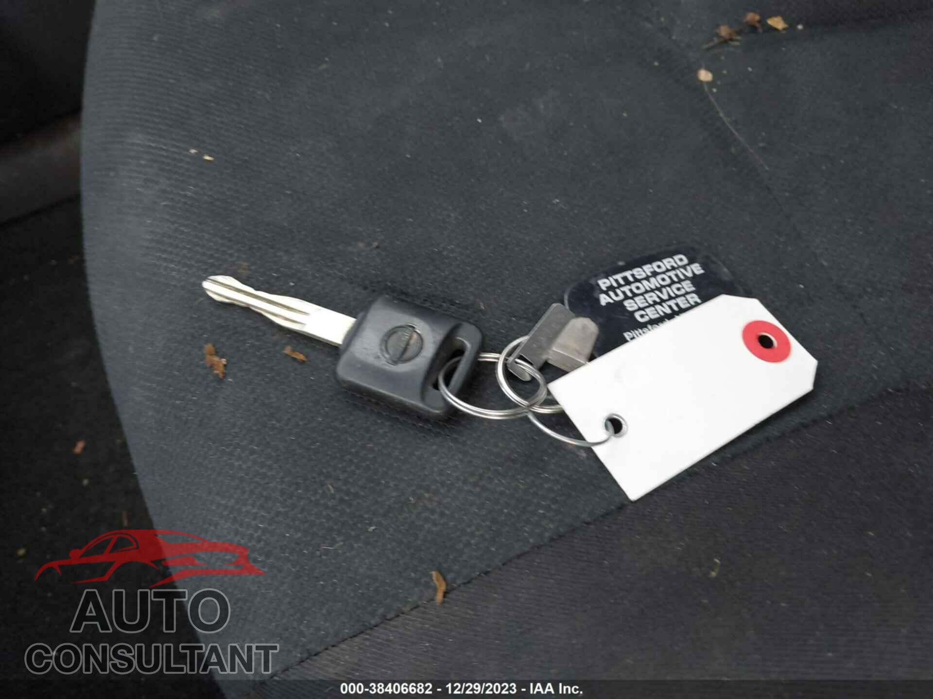 NISSAN VERSA NOTE 2016 - 3N1CE2CP1GL404329
