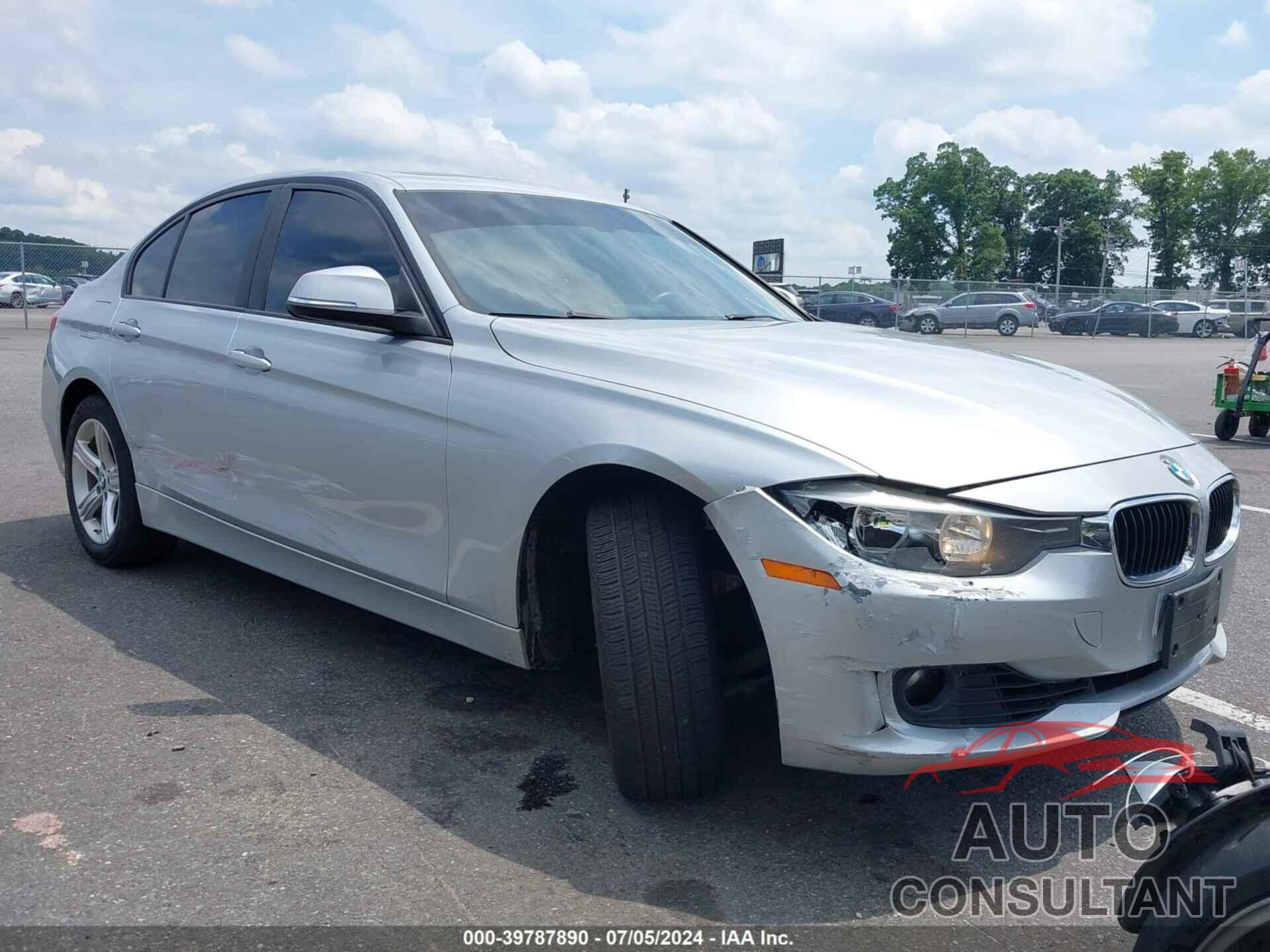 BMW 328I 2015 - WBA3B5G50FNS15599