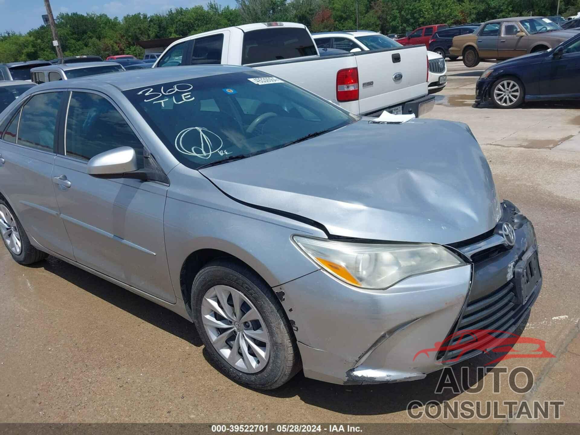 TOYOTA CAMRY 2016 - 4T4BF1FK0GR573037