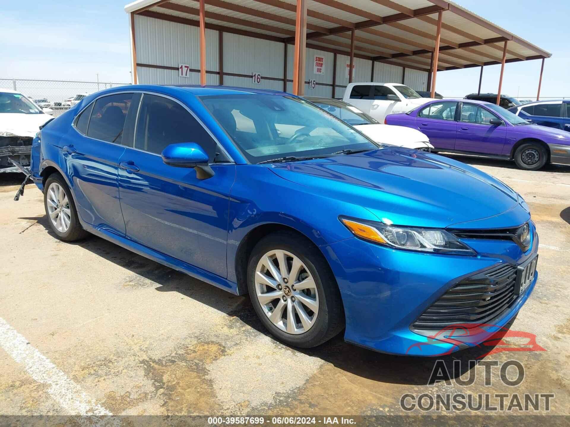 TOYOTA CAMRY 2020 - 4T1C11AK0LU390428
