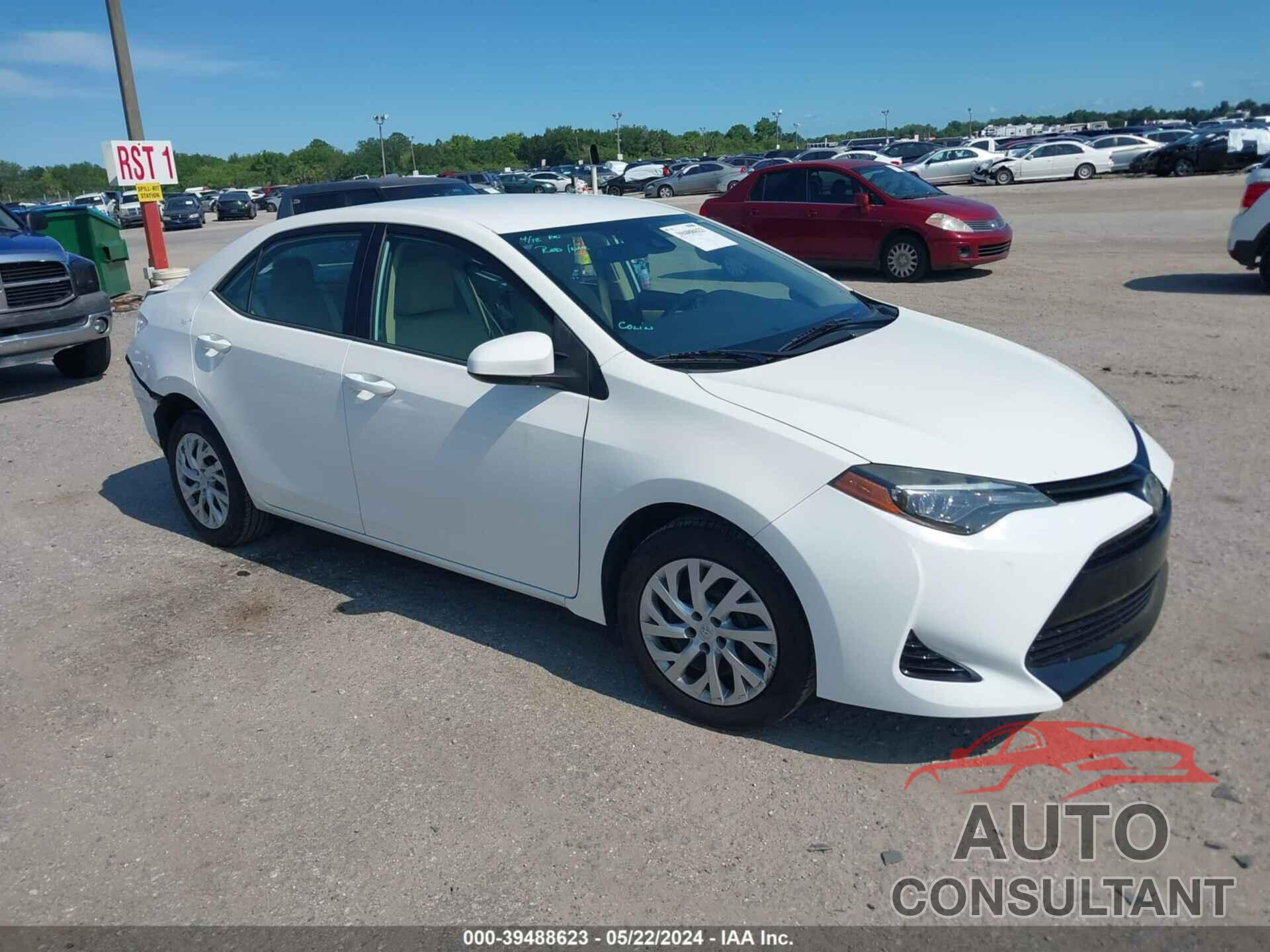 TOYOTA COROLLA 2017 - 5YFBURHE5HP711342