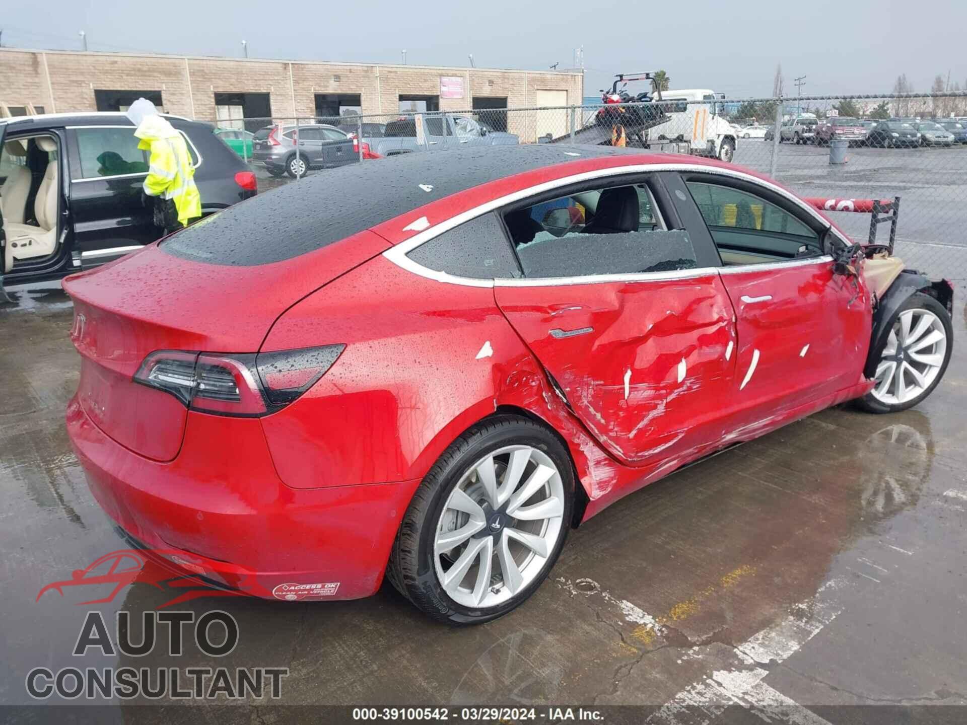 TESLA MODEL 3 2018 - 5YJ3E1EA7JF048054
