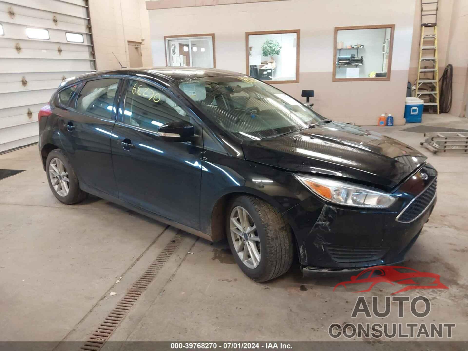 FORD FOCUS 2017 - 1FADP3K29HL247739