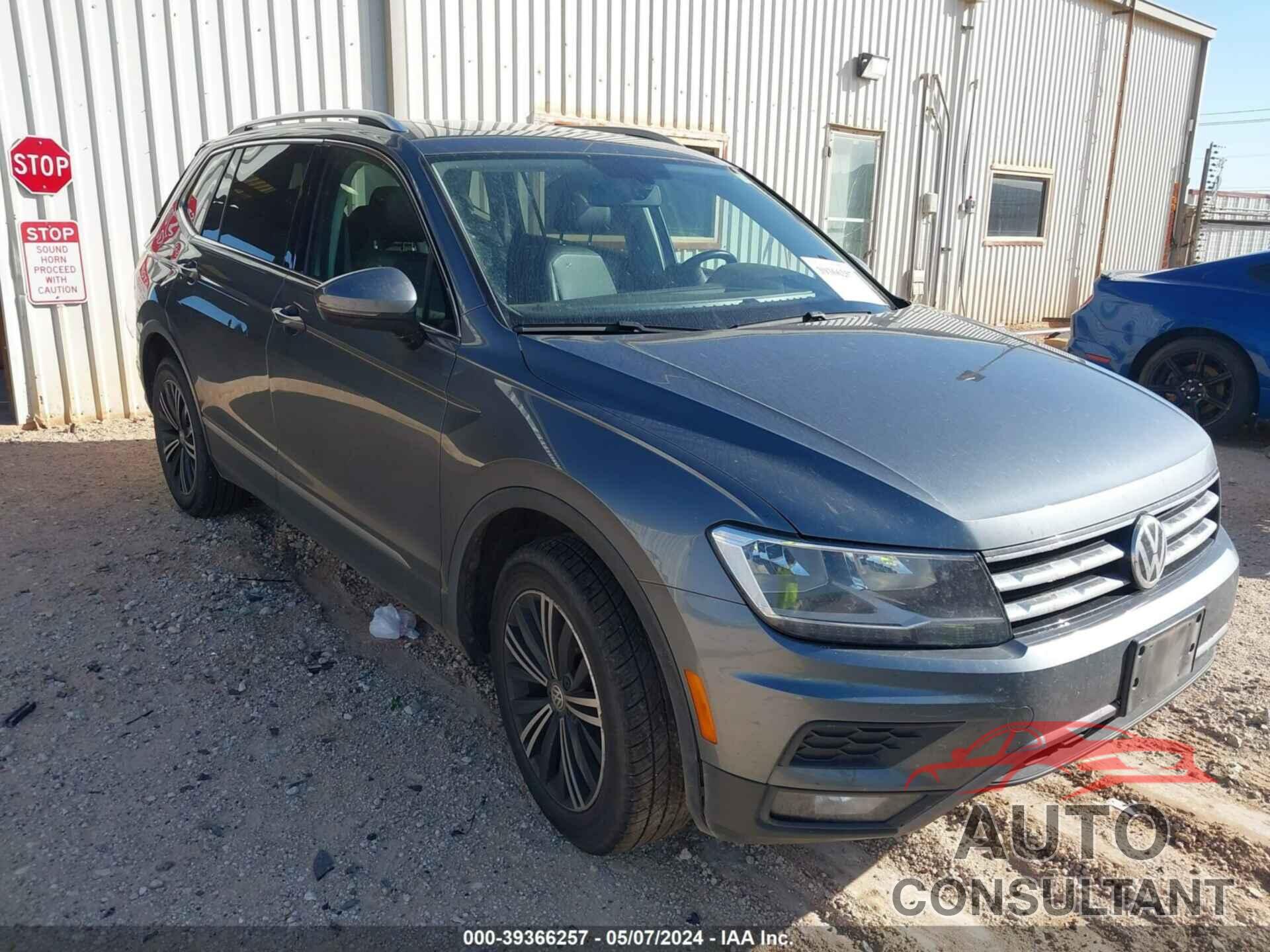 VOLKSWAGEN TIGUAN 2018 - 3VV3B7AX6JM016473