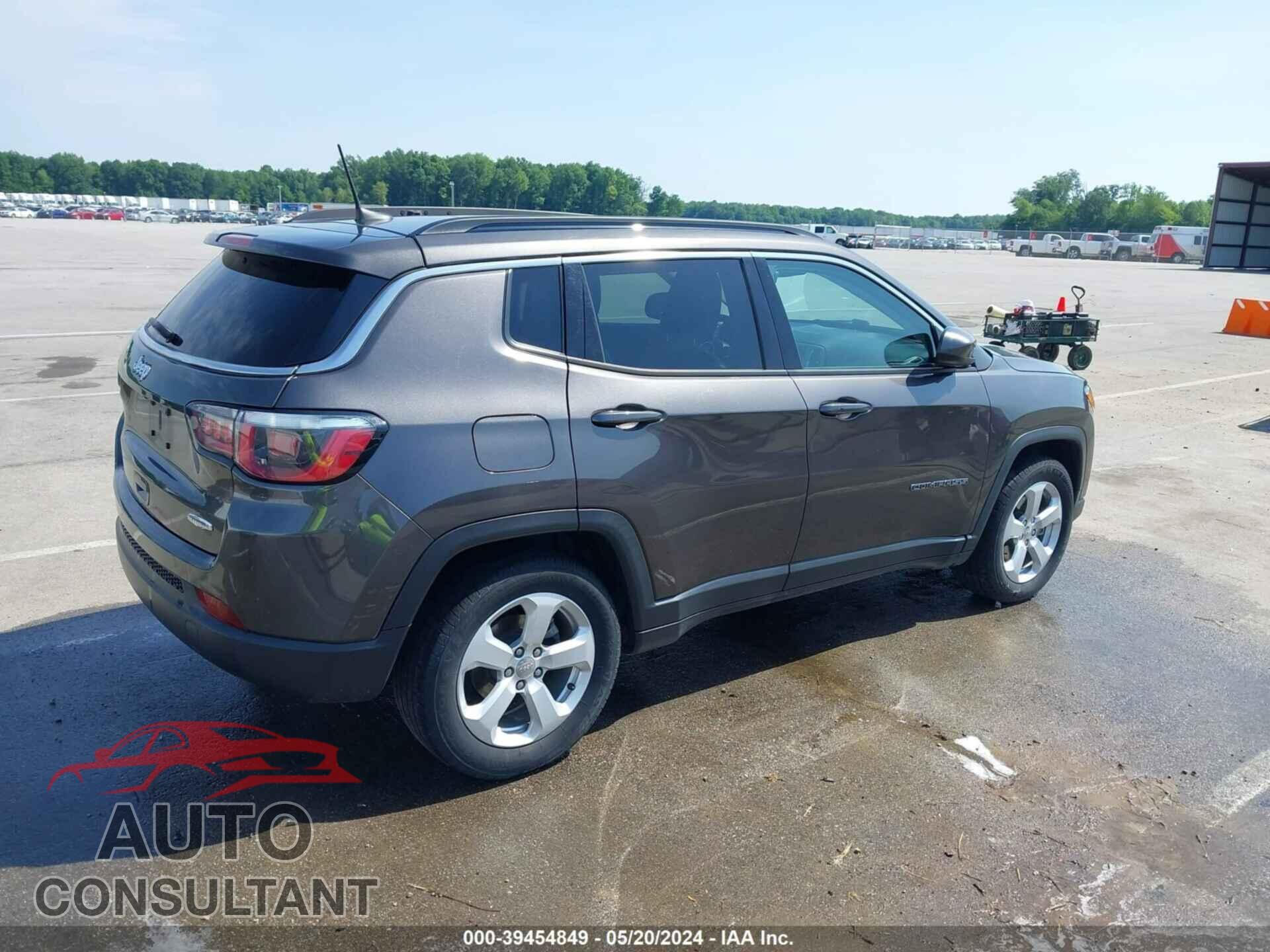 JEEP COMPASS 2017 - 3C4NJCBB1HT669251