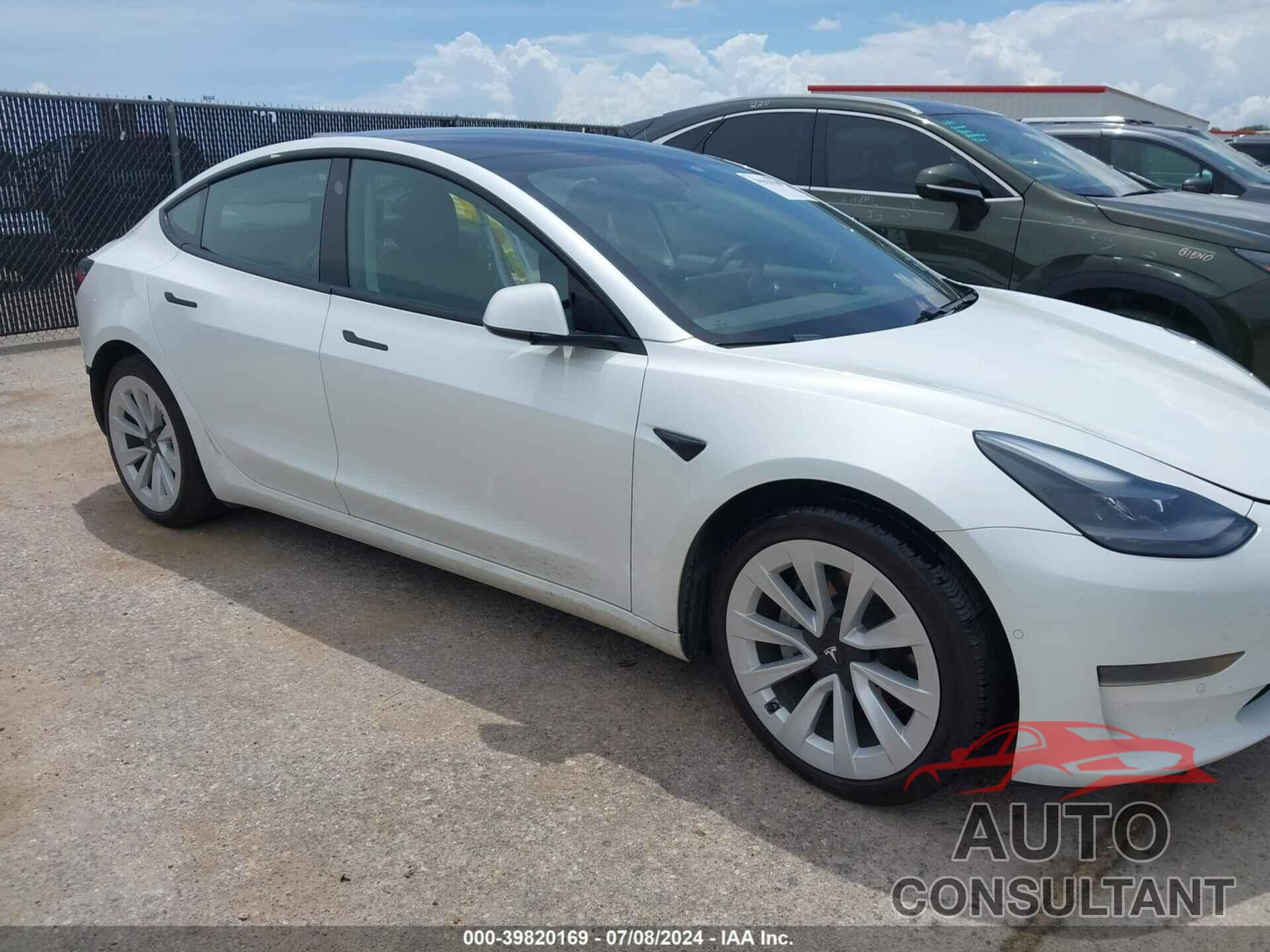 TESLA MODEL 3 2021 - 5YJ3E1EA6MF998409