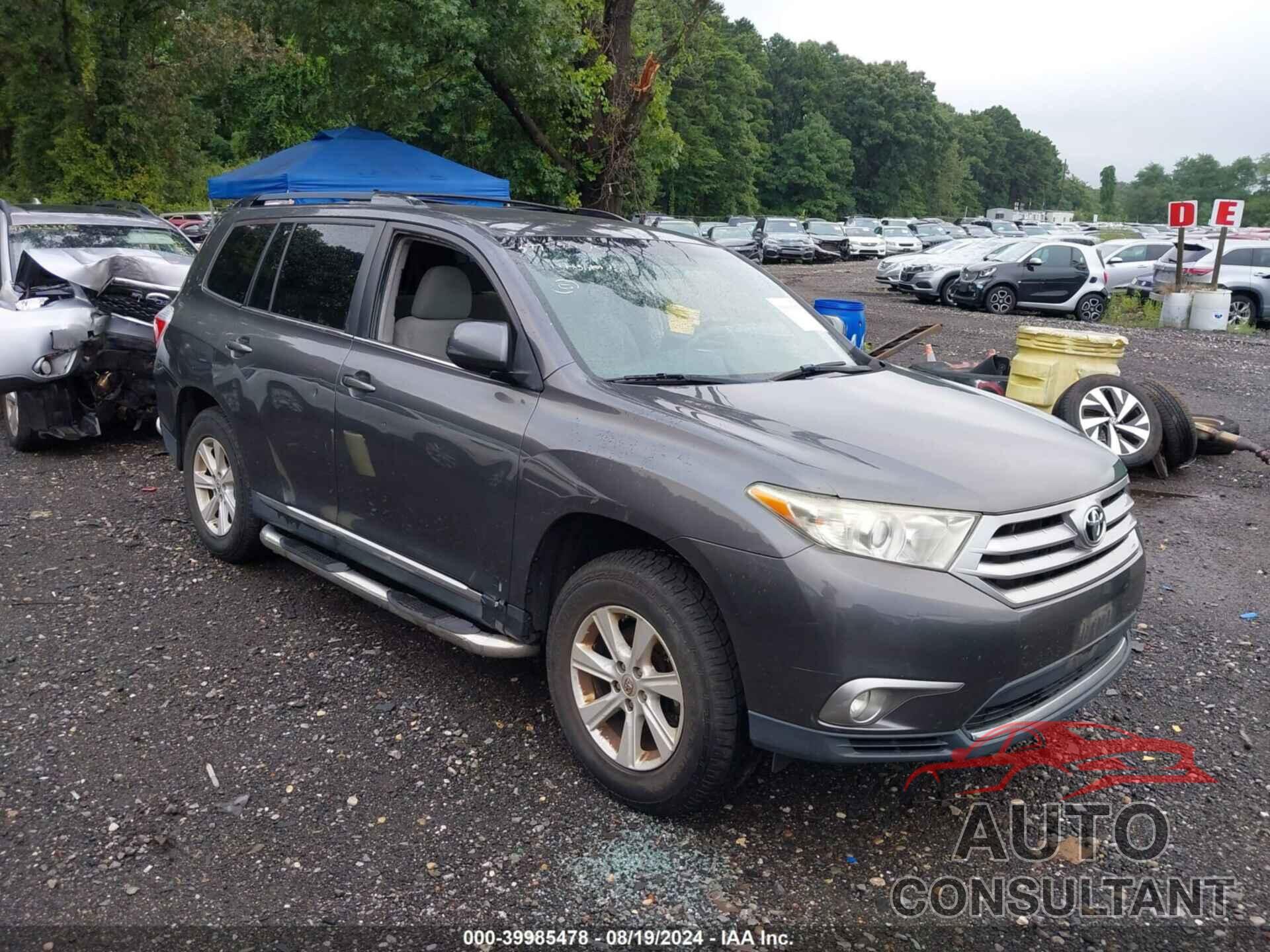 TOYOTA HIGHLANDER 2013 - 5TDBK3EH8DS189583