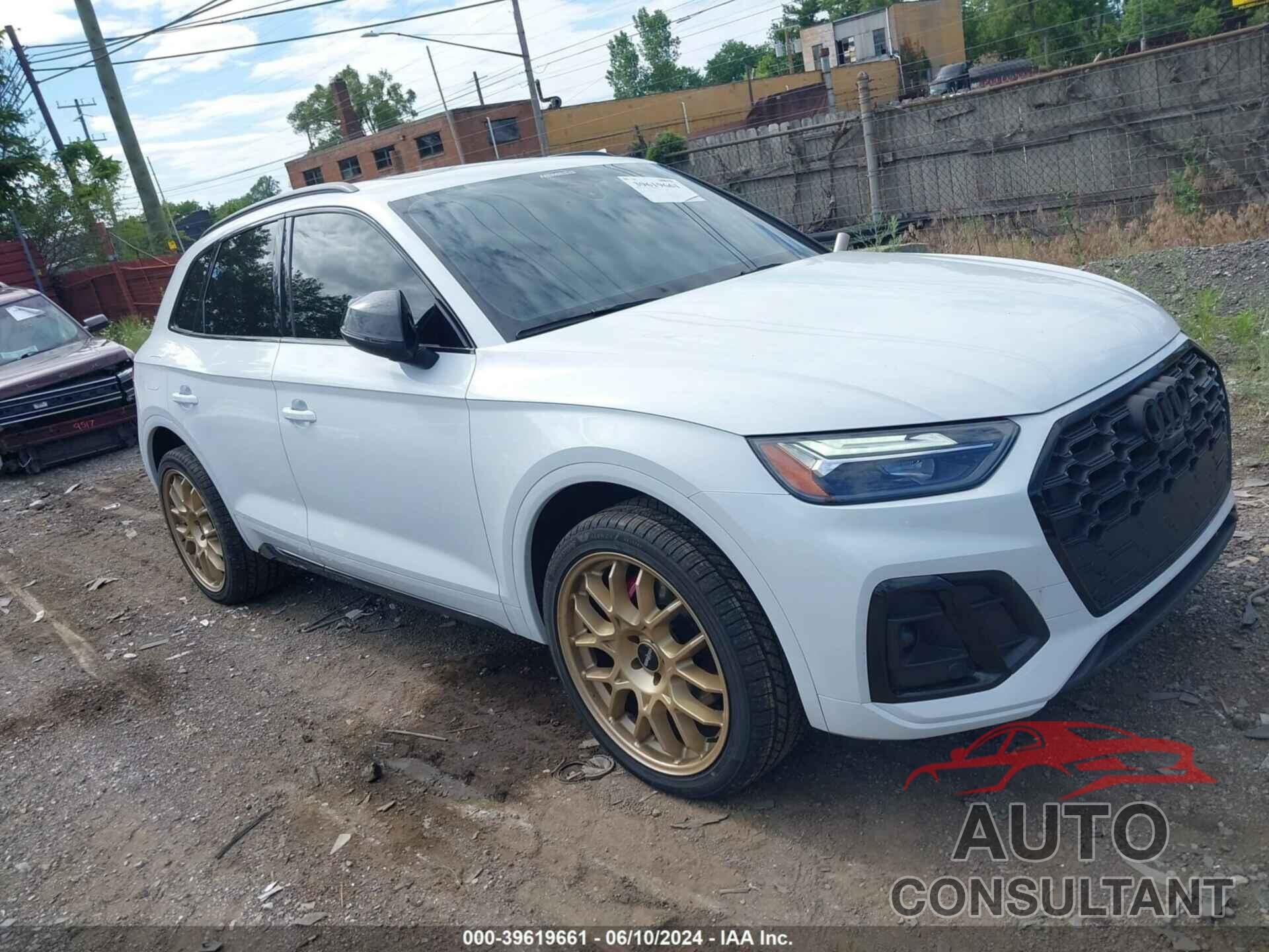 AUDI SQ5 2021 - WA1B4AFY2M2001056