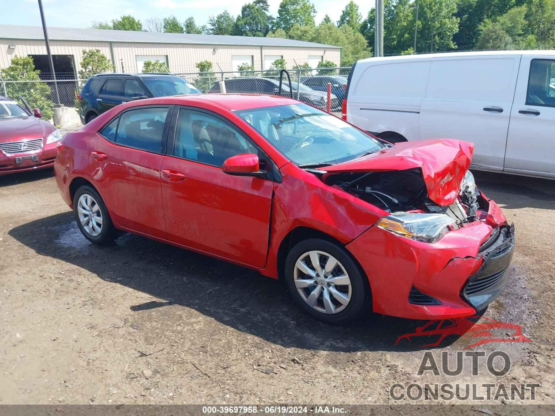TOYOTA COROLLA 2018 - 2T1BURHE3JC036256