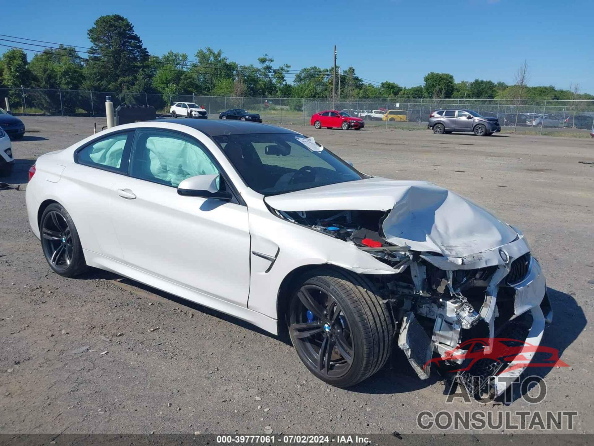 BMW M4 2016 - WBS3R9C54GK339091