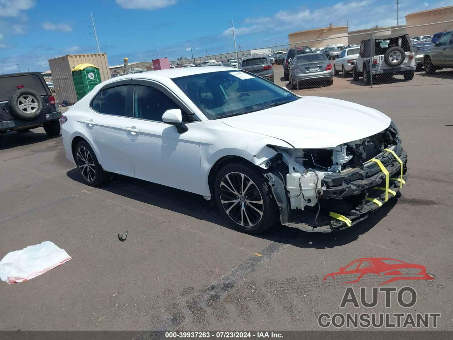TOYOTA CAMRY 2019 - 4T1B11HK4KU257946