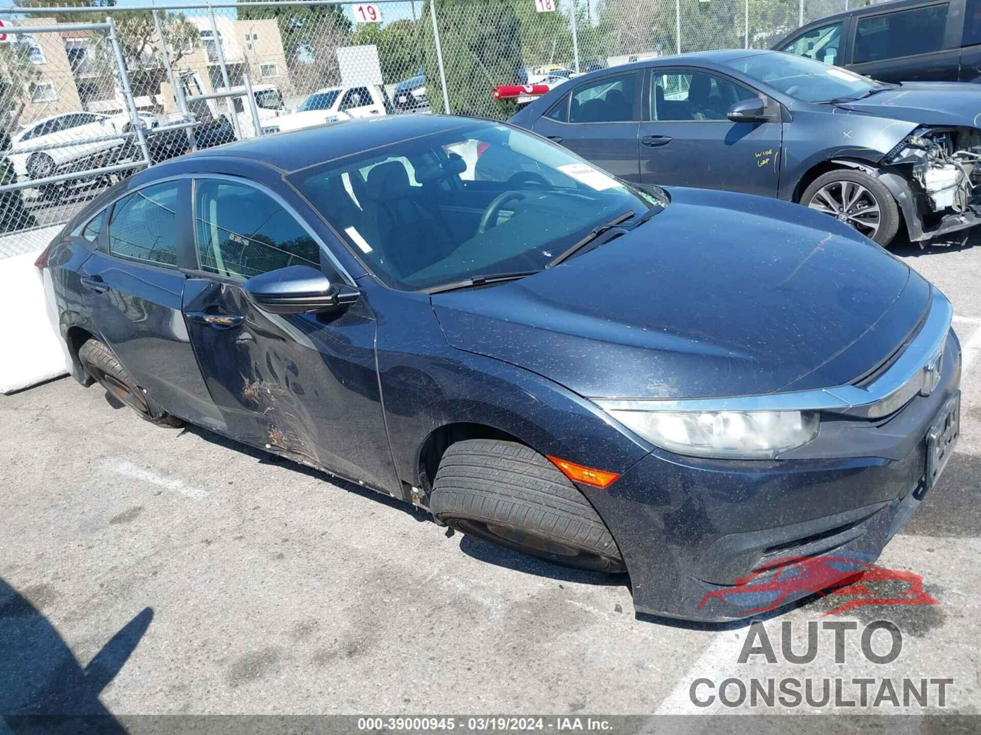 HONDA CIVIC 2018 - 2HGFC2F50JH574564